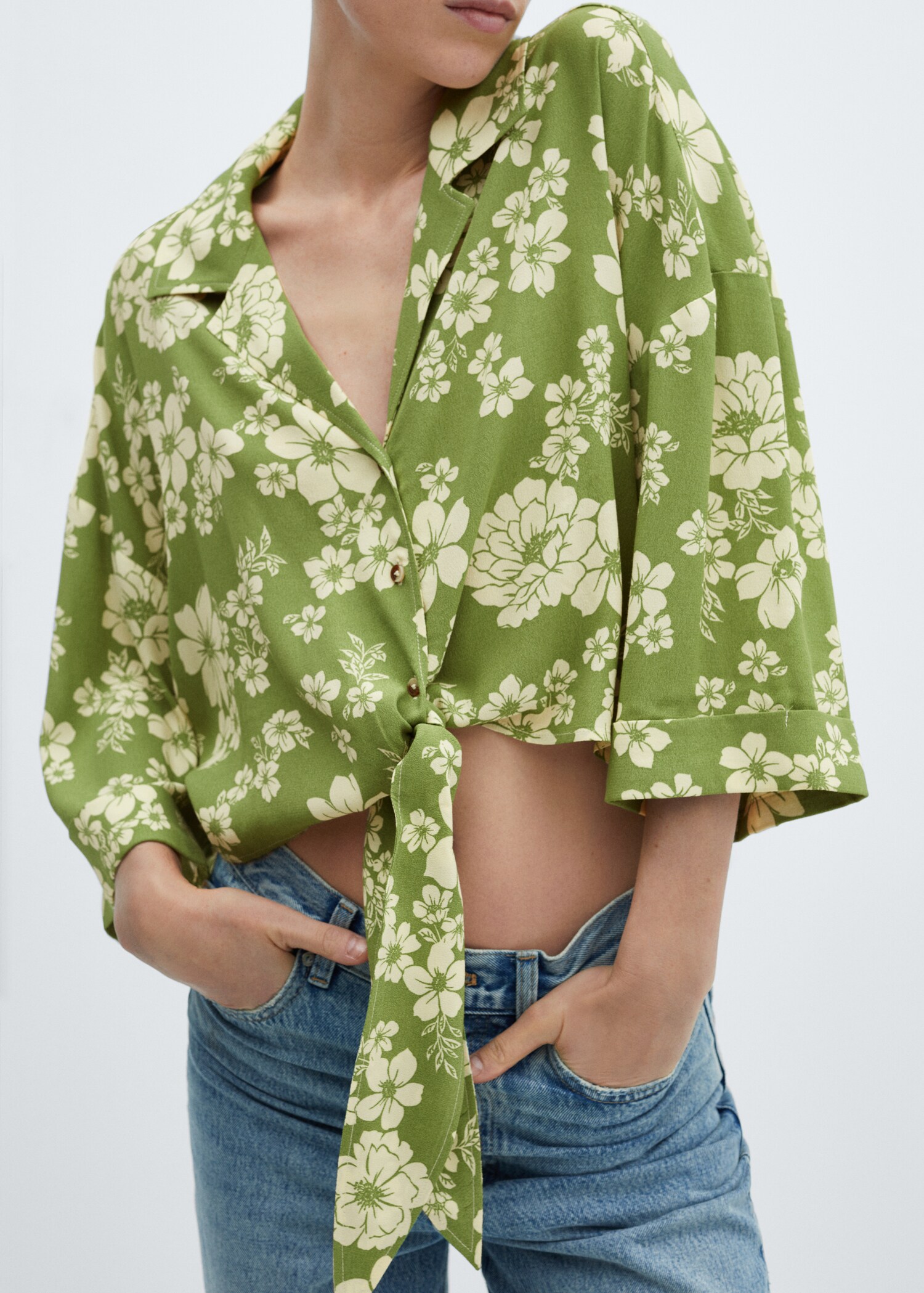 Floral-print shirt with knot detail - Details of the article 6