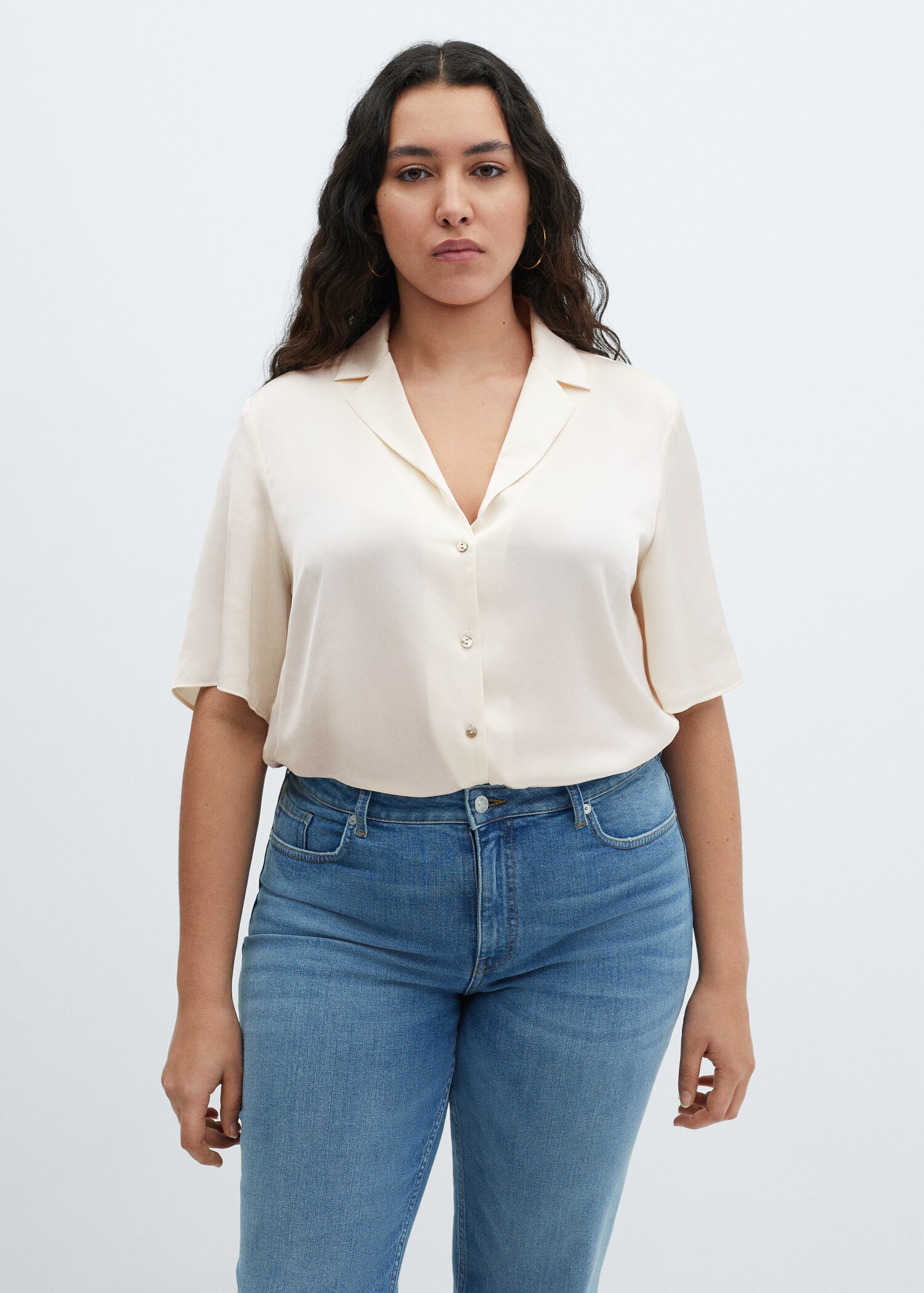 Short-sleeved satin shirt - Details of the article 5