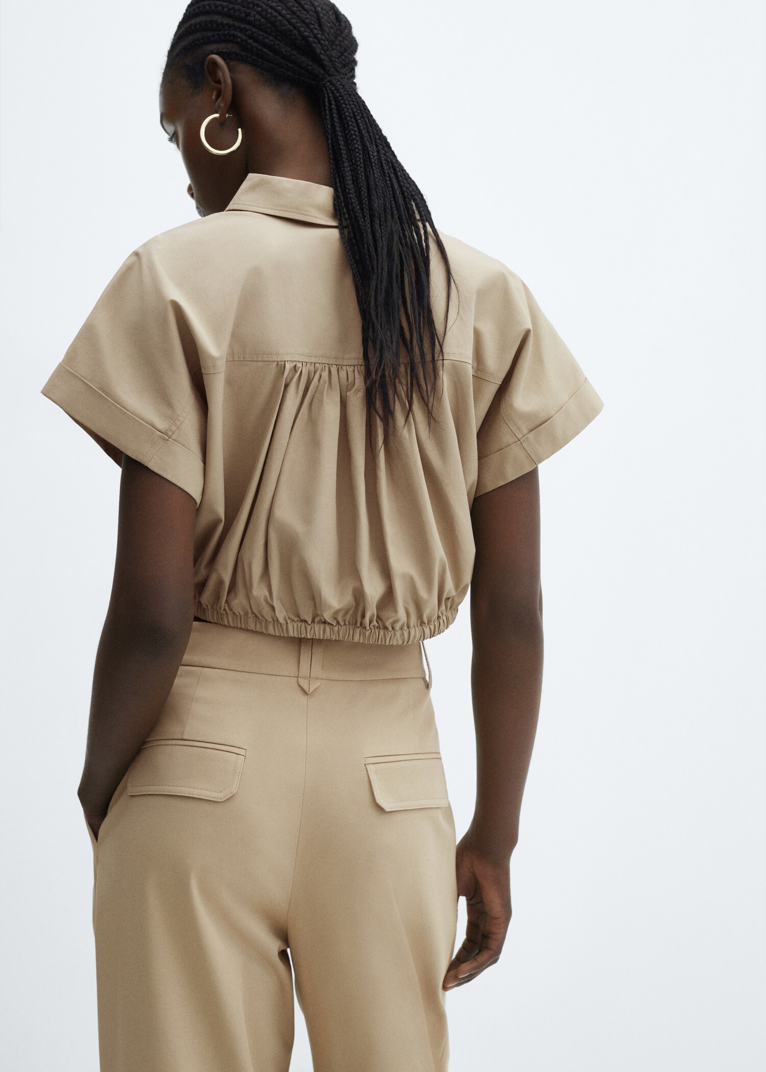 Cropped shirt with adjustable hem - Reverse of the article