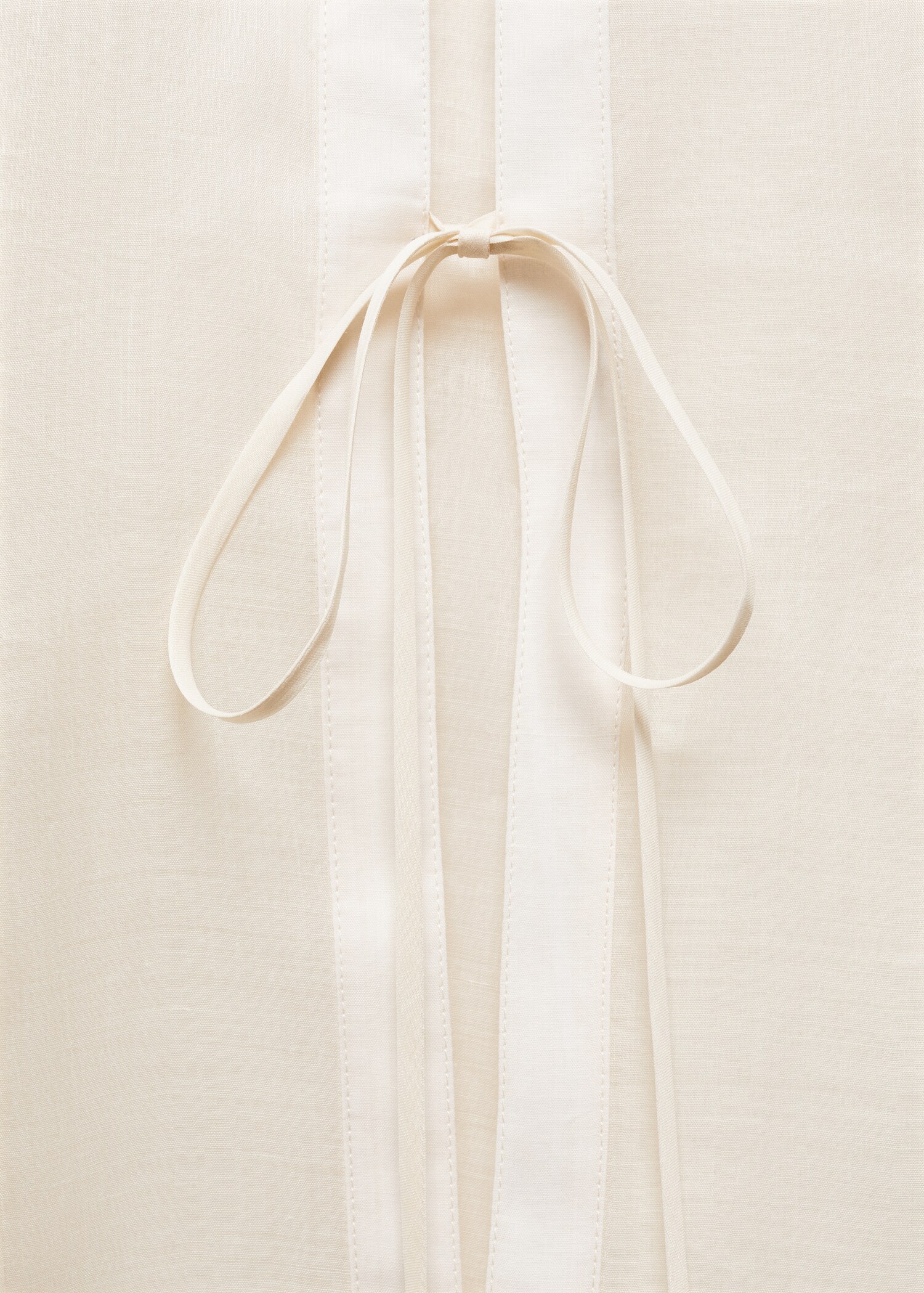 Ramie shirt with bow closure - Details of the article 8