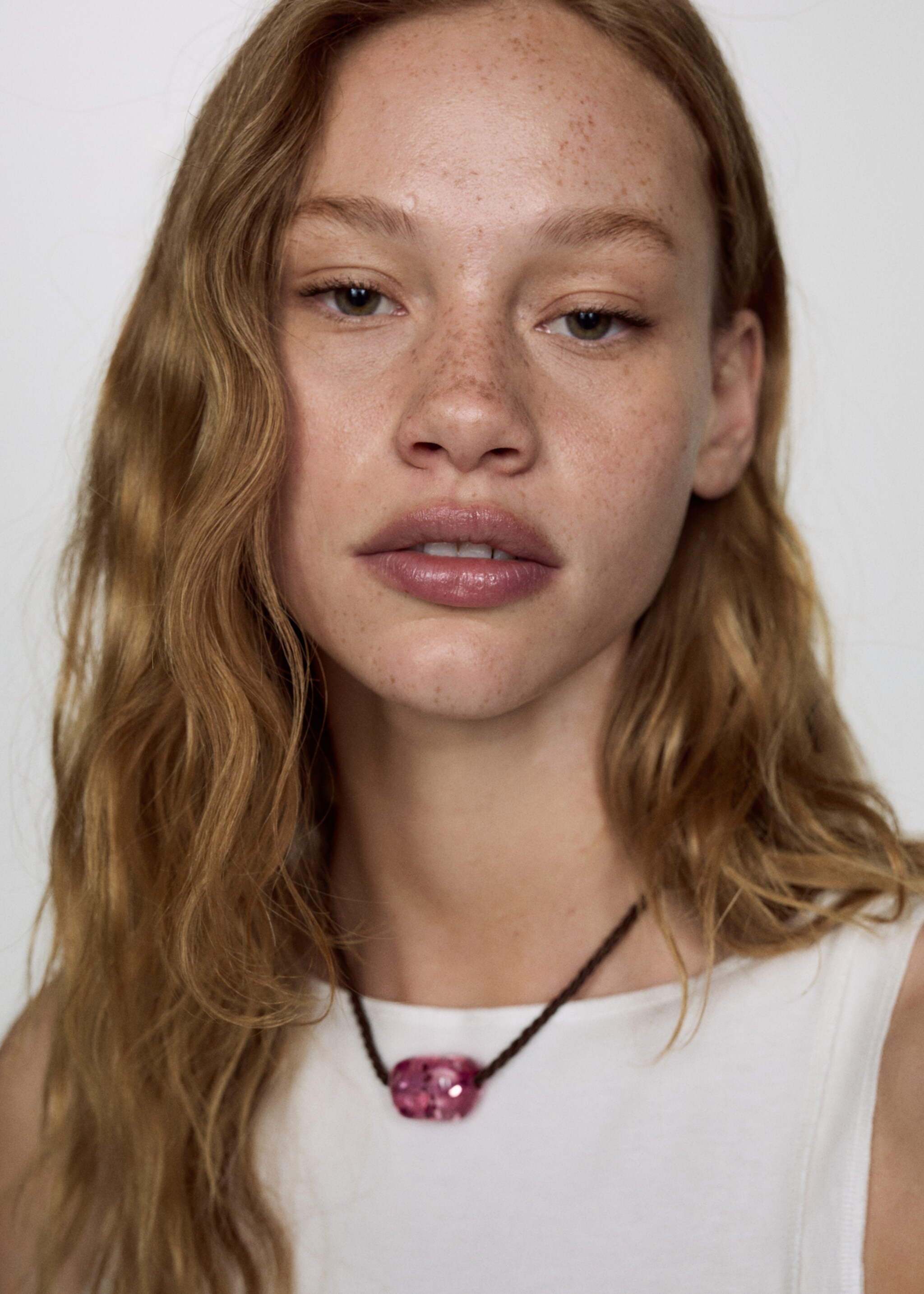 Modal sleeveless top - Details of the article 1, Off White. Ref: 67007932-00.