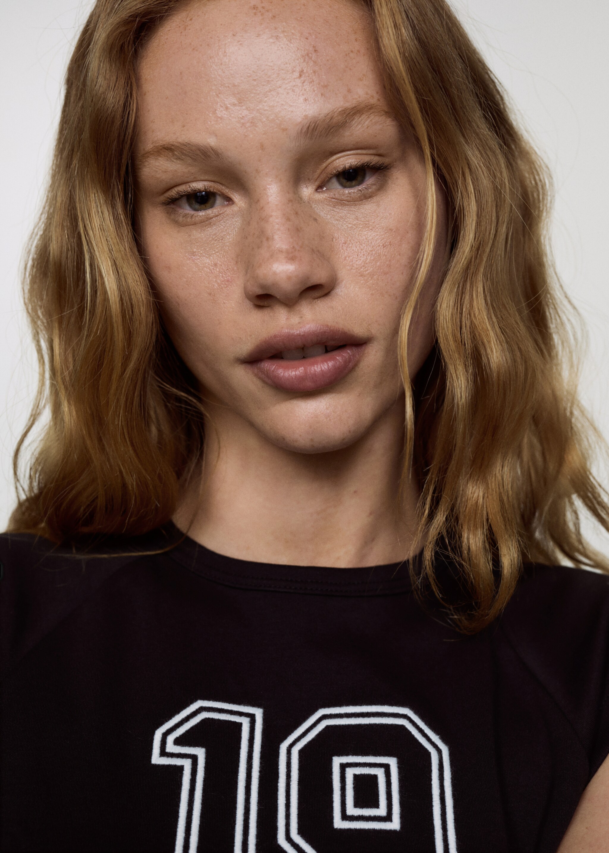 Printed cropped t-shirt - Details of the article 1