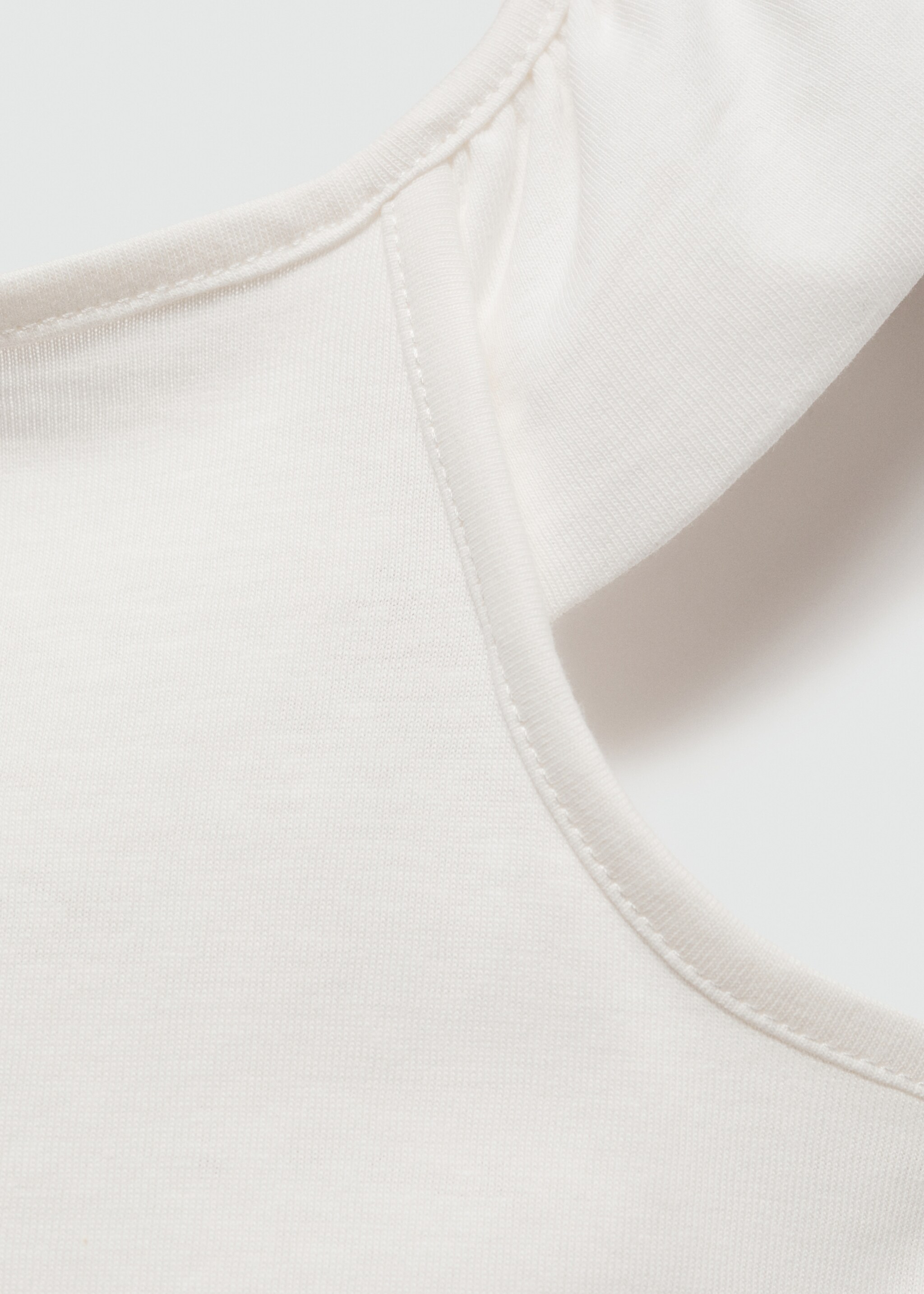 Trägertop mit Volant - Detail des Artikels 8