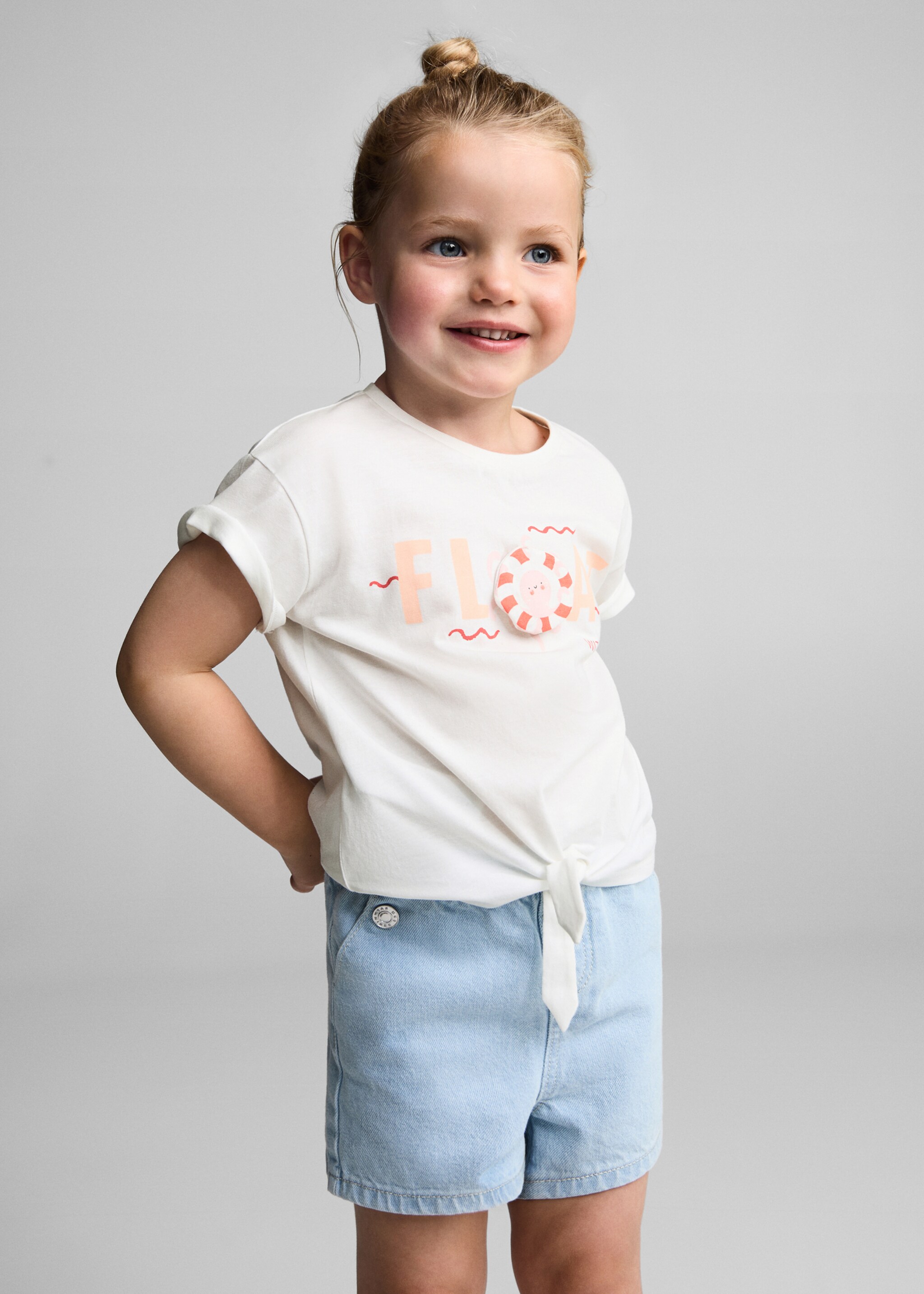 T-shirt message imprimé - Plan moyen