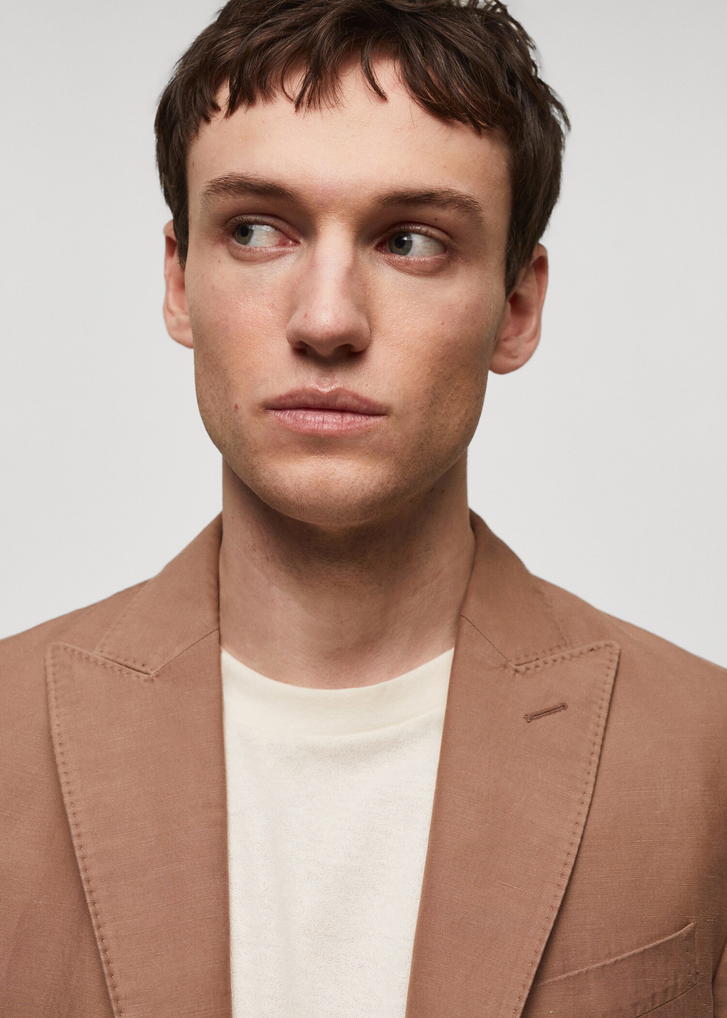 Slim-fit linen and cotton suit jacket - Details of the article 2