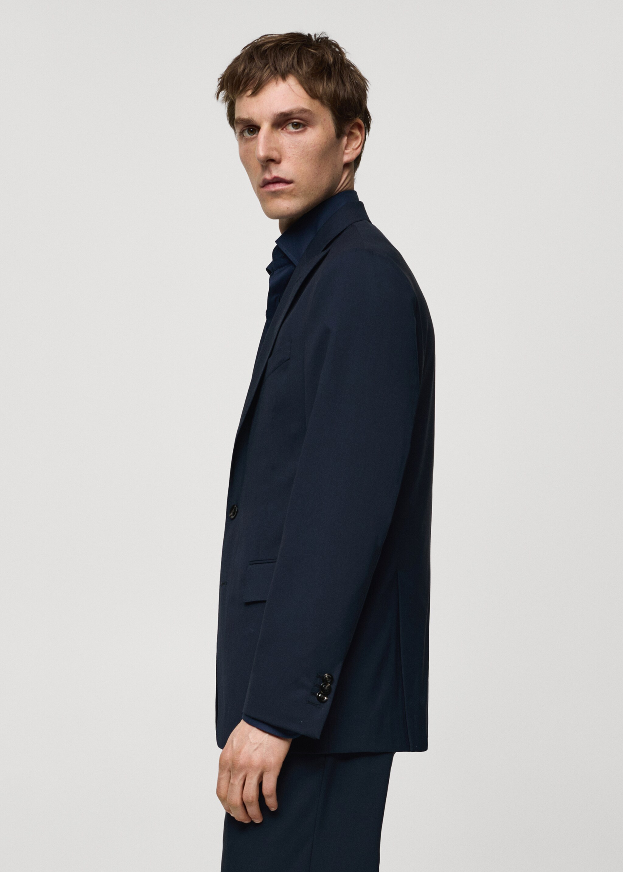 100% virgin wool slim-fit suit jacket - Details of the article 2, Dark Navy. Ref: 67008274-00.