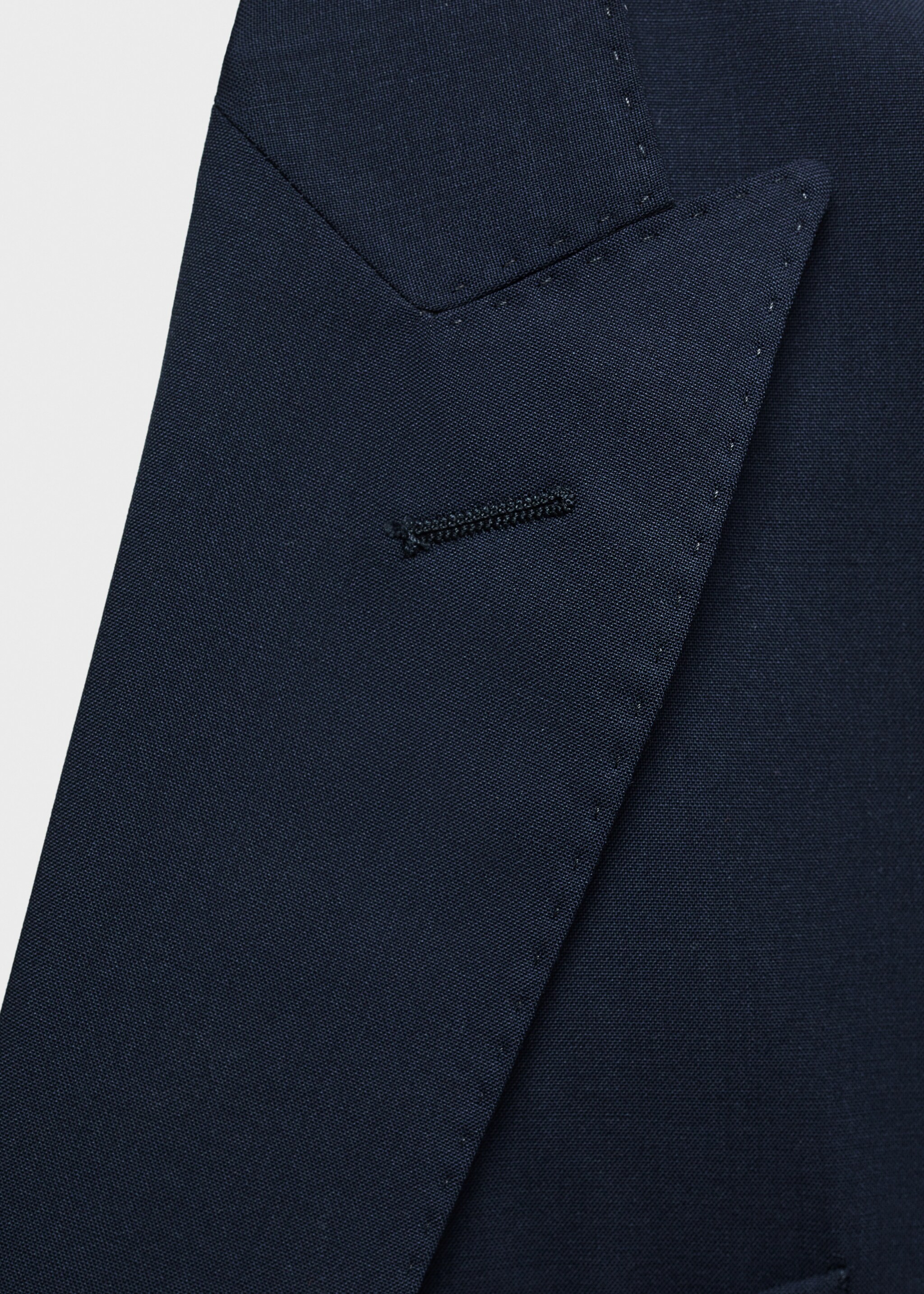 100% virgin wool slim-fit suit jacket - Details of the article 8, Dark Navy. Ref: 67008274-00.
