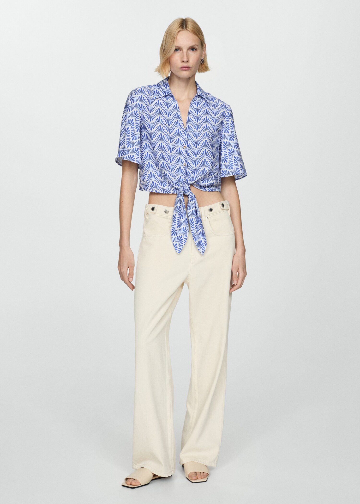Knot printed shirt - Details of the article 2