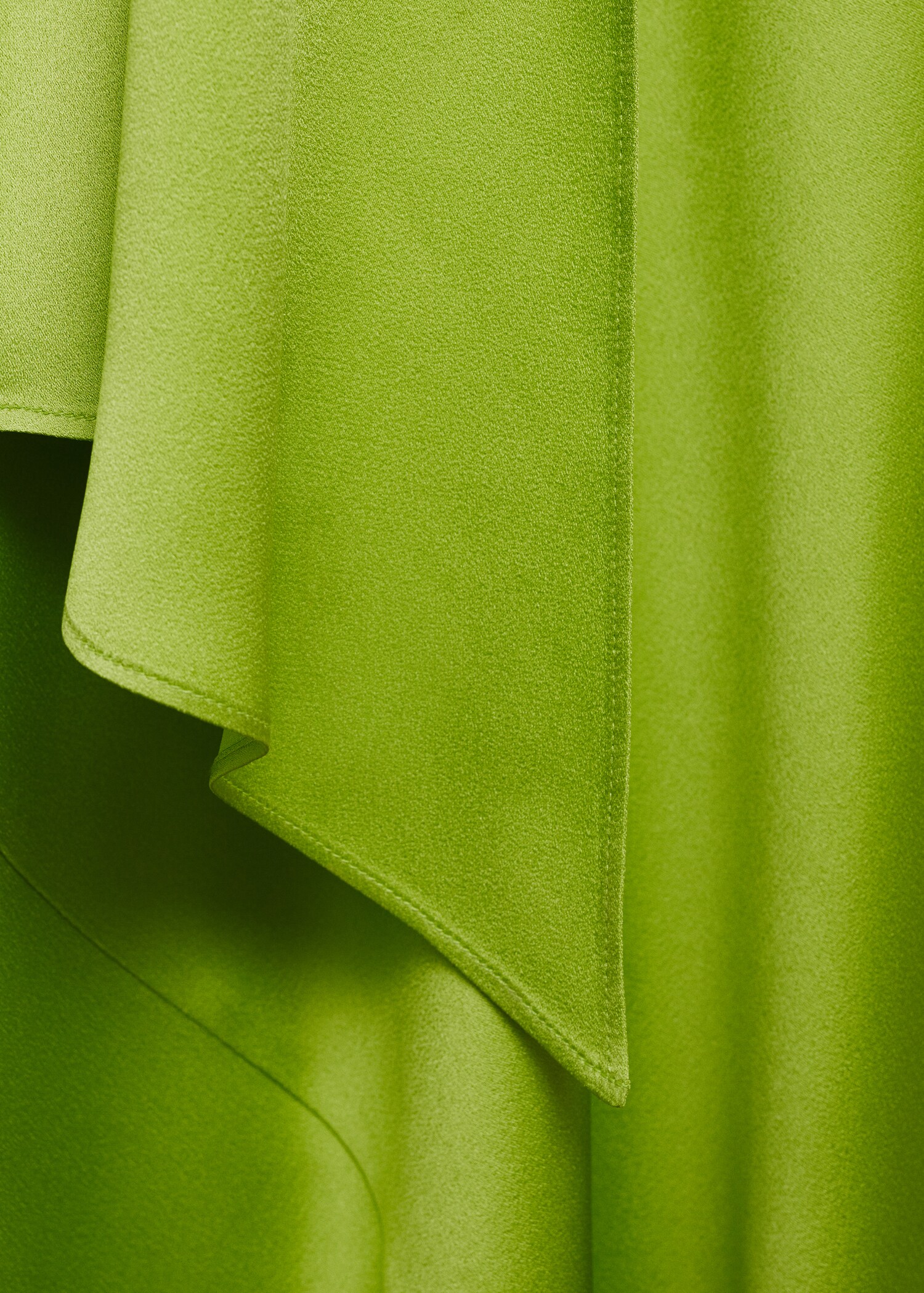 Asymmetrical bow-neck dress - Details of the article 0
