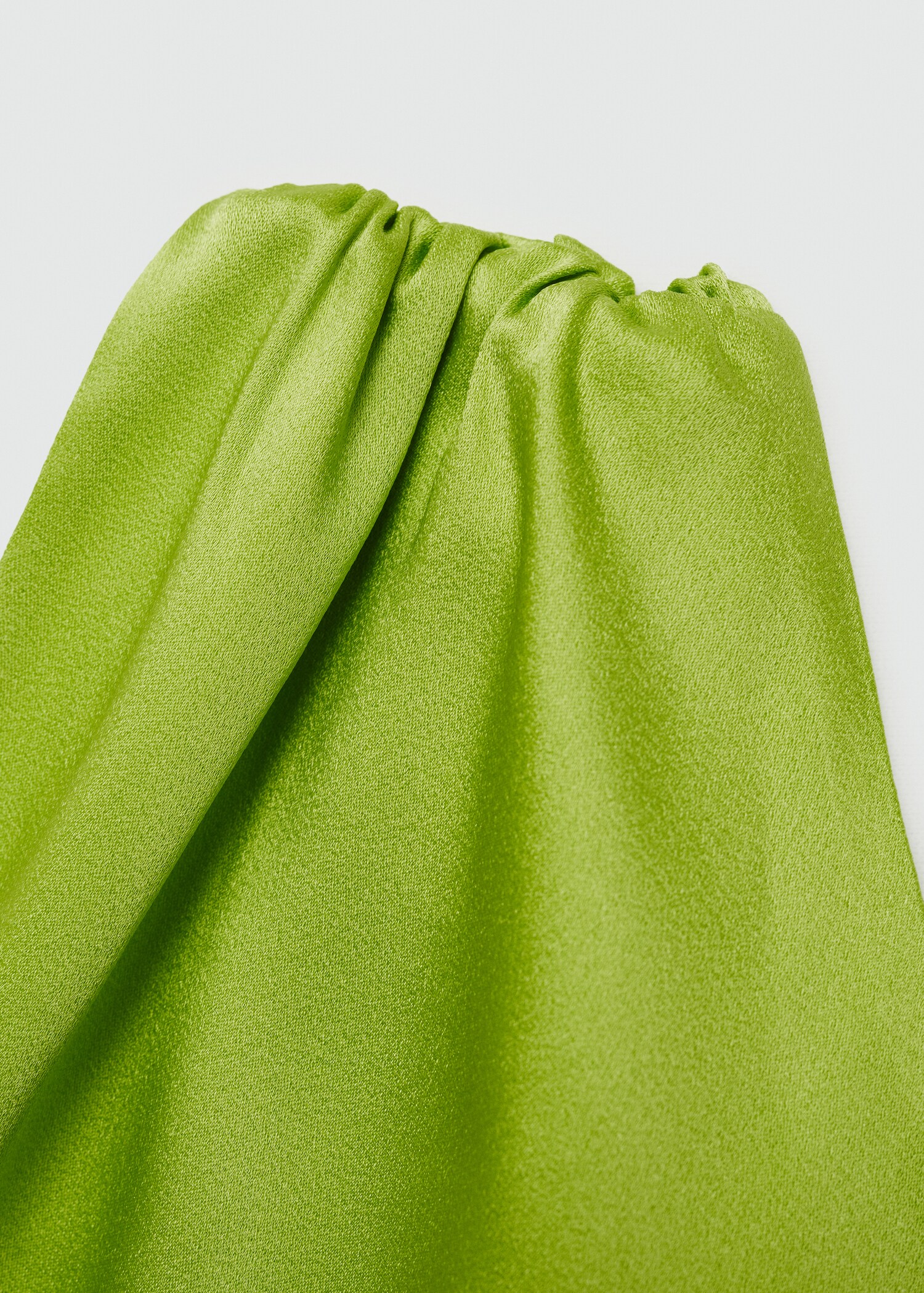 Asymmetrical bow-neck dress - Details of the article 8