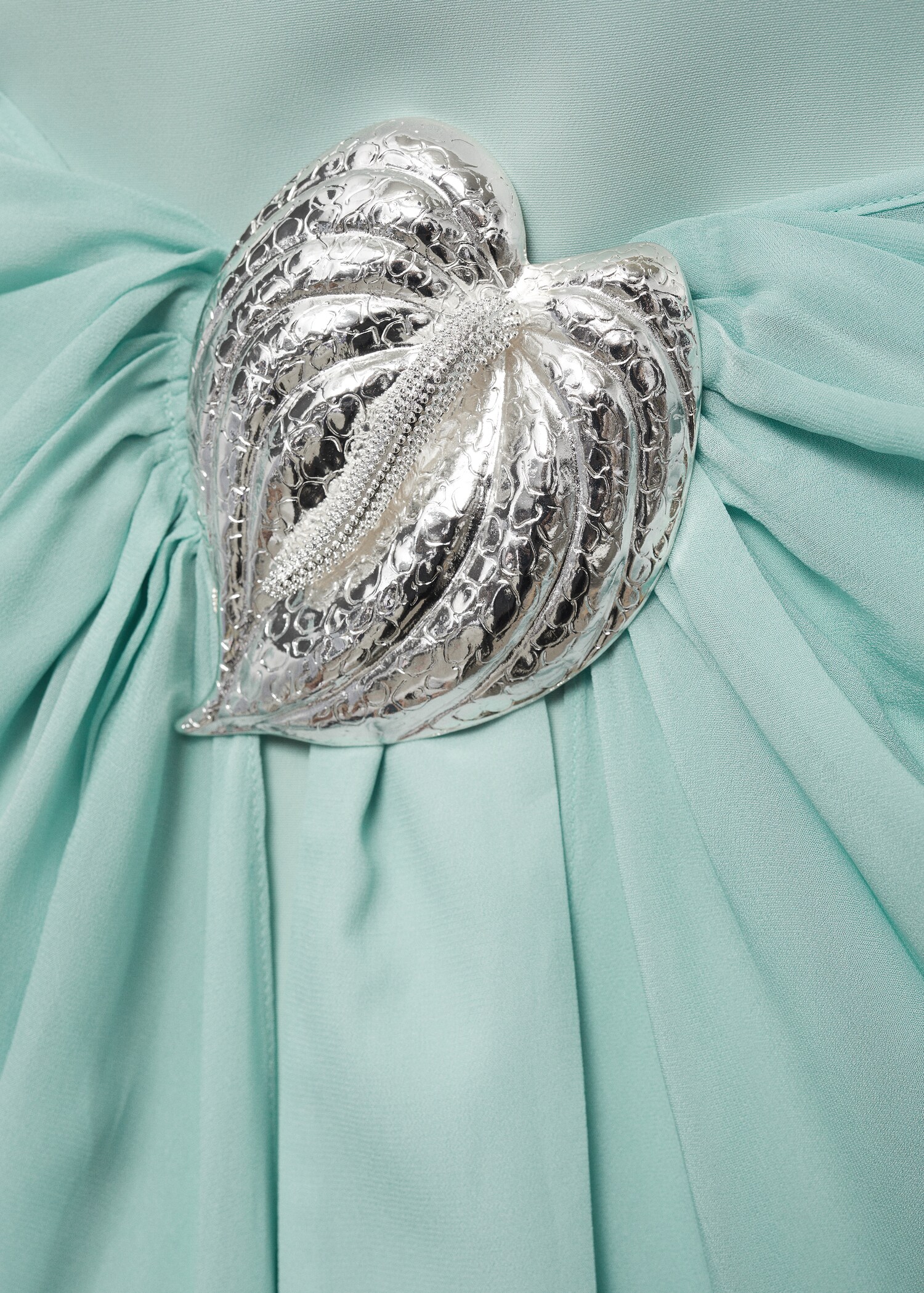 Semi-transparent skirt dress with brooch - Details of the article 8