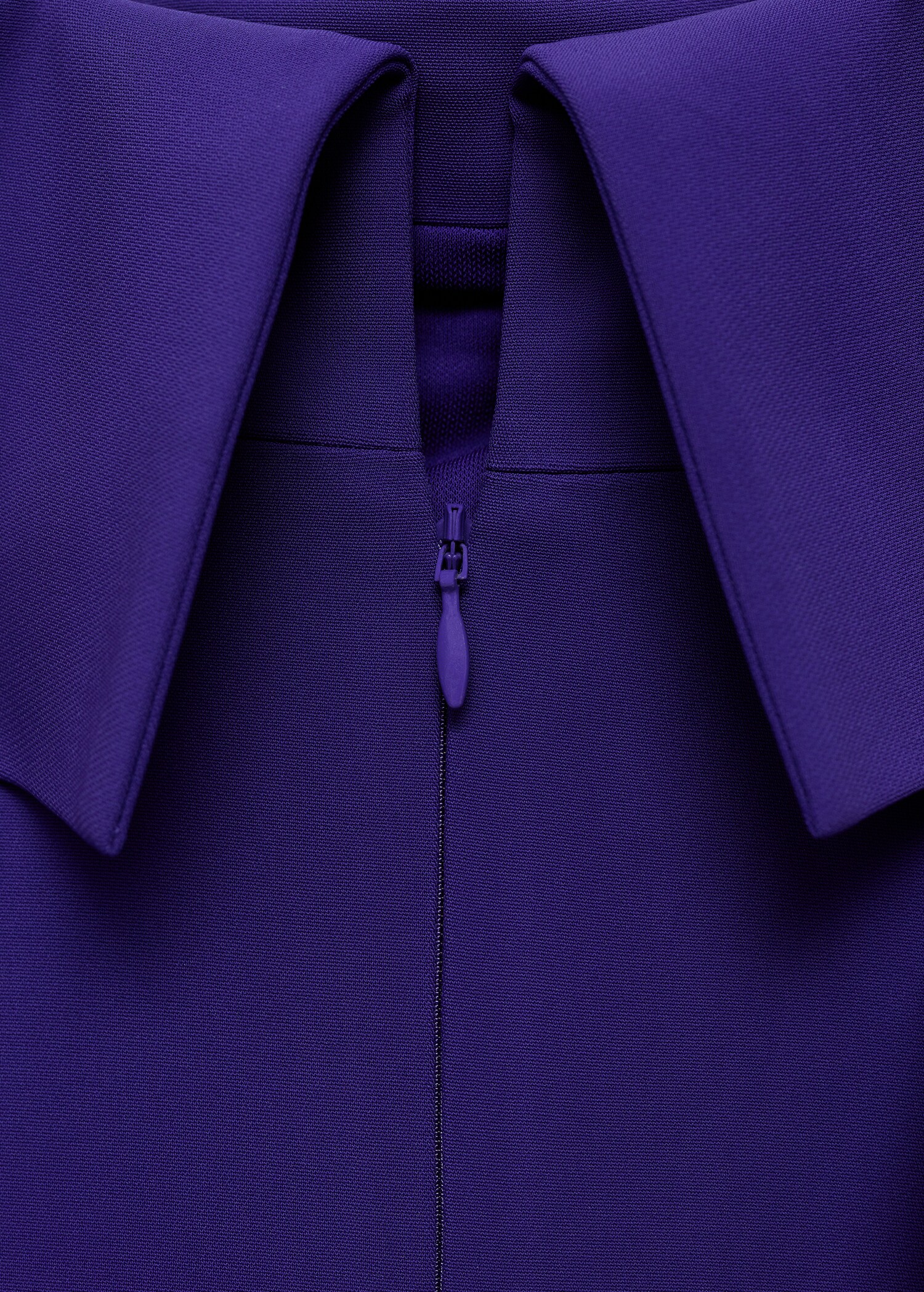 Robe épaules dénudées détail ouverture - Détail de l'article 0