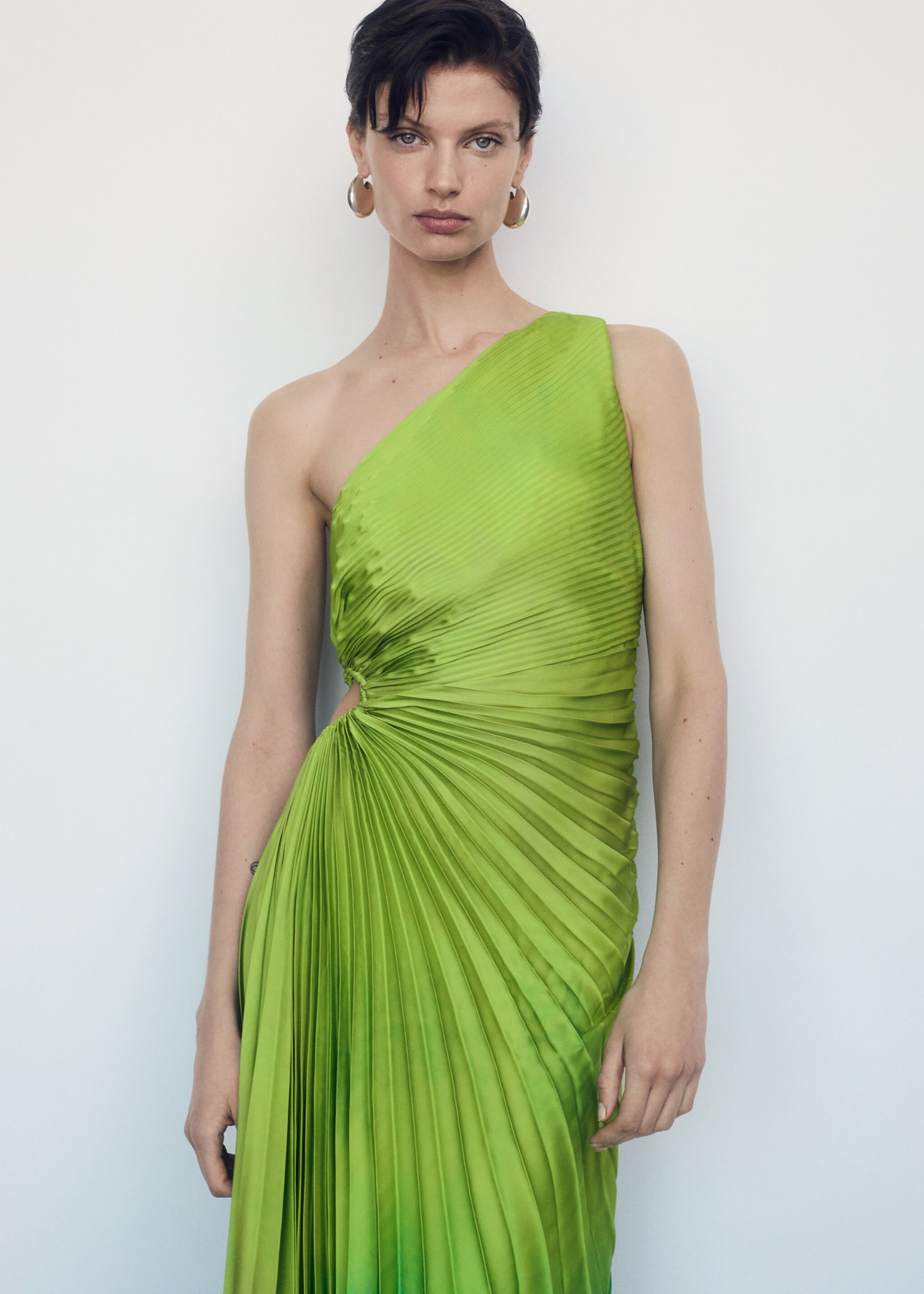 Asymmetrical pleated dress - Medium plane