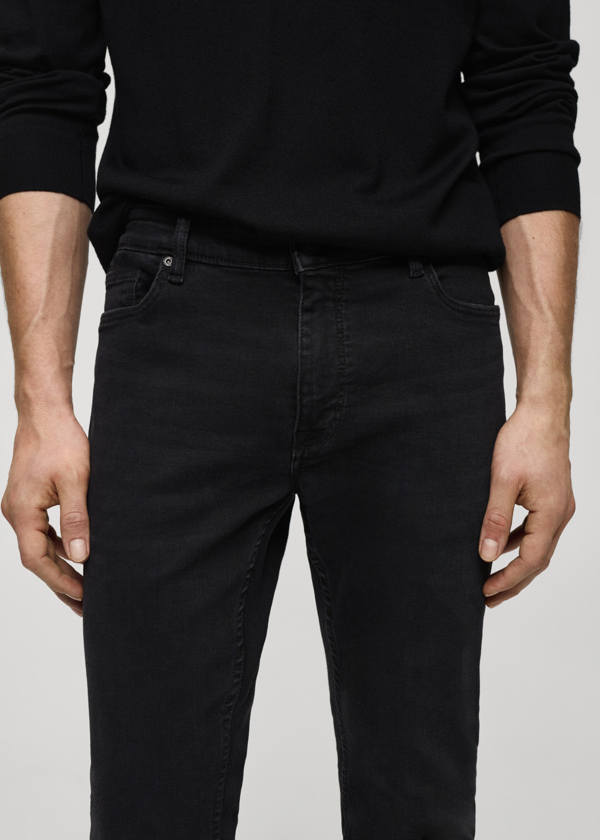 Jude skinny-fit jeans - Details of the article 1, Black denim. Ref: 67010272-00.