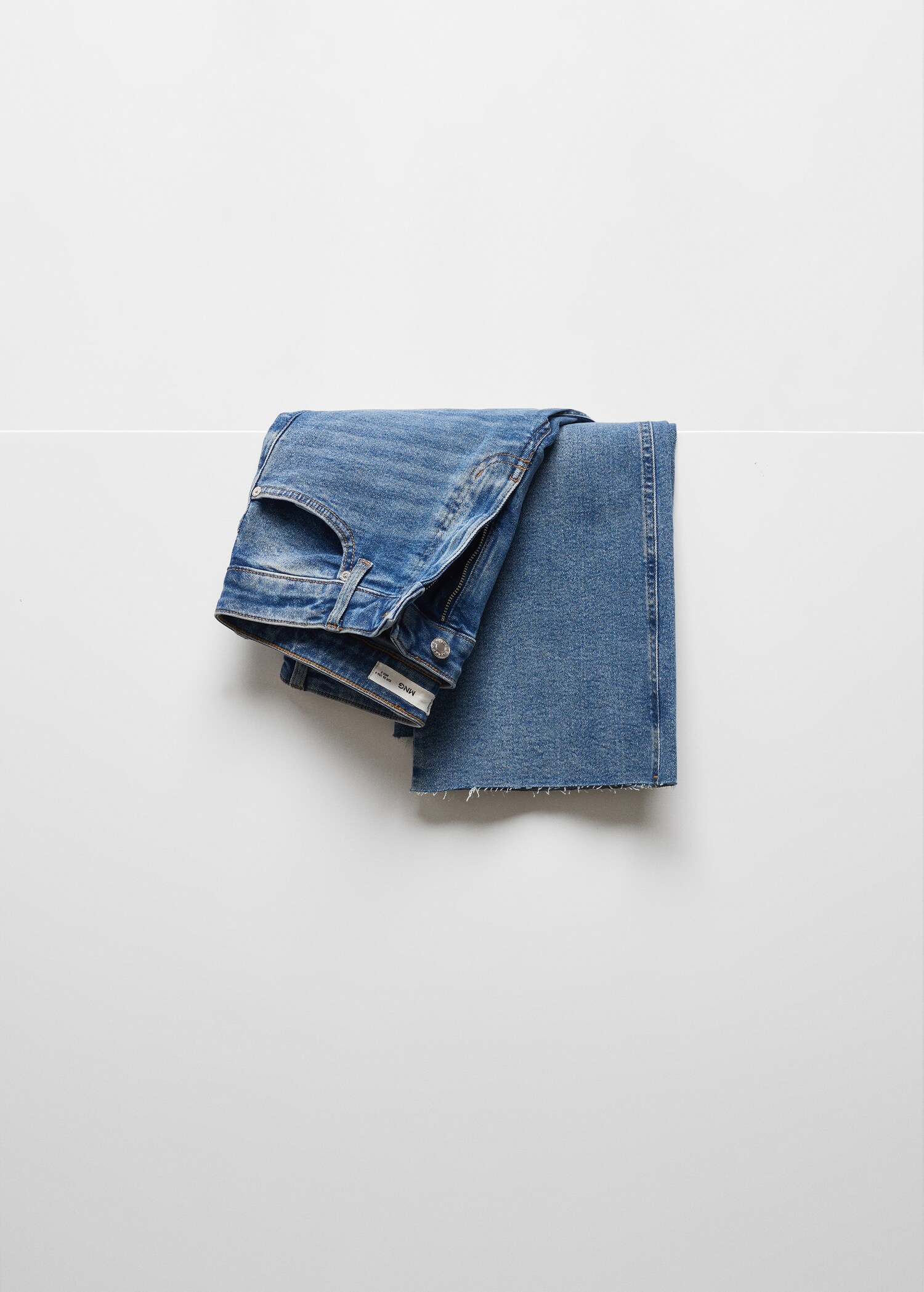 Sienna flared cropped jeans - Details of the article 8