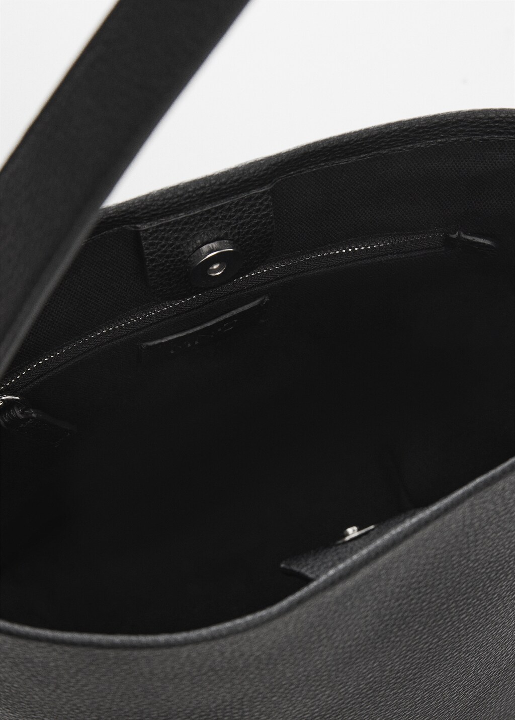 Leather effect bucket bag - Women | MANGO OUTLET USA
