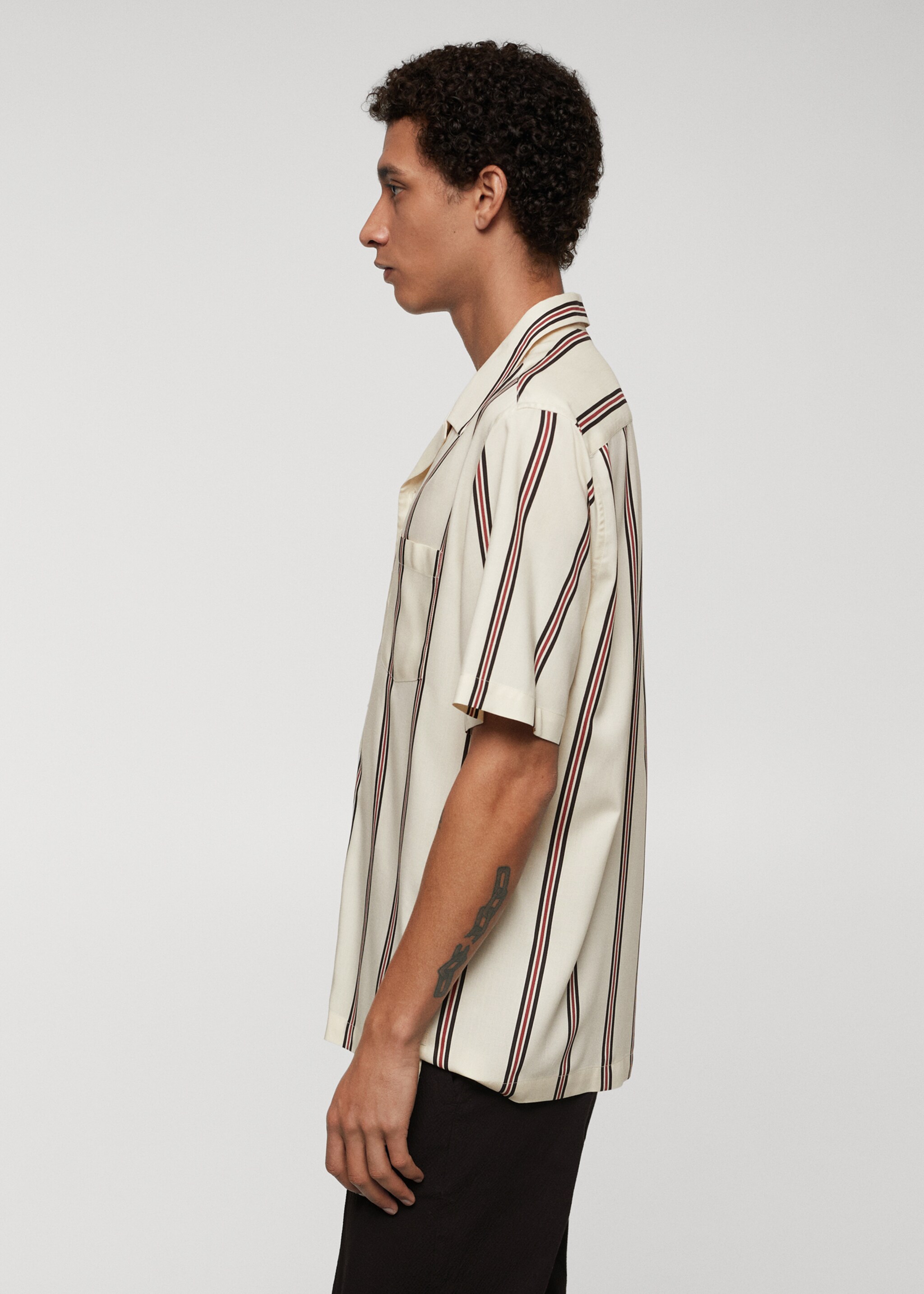 Camisa de bowling fluida às riscas - Pormenor do artigo 2