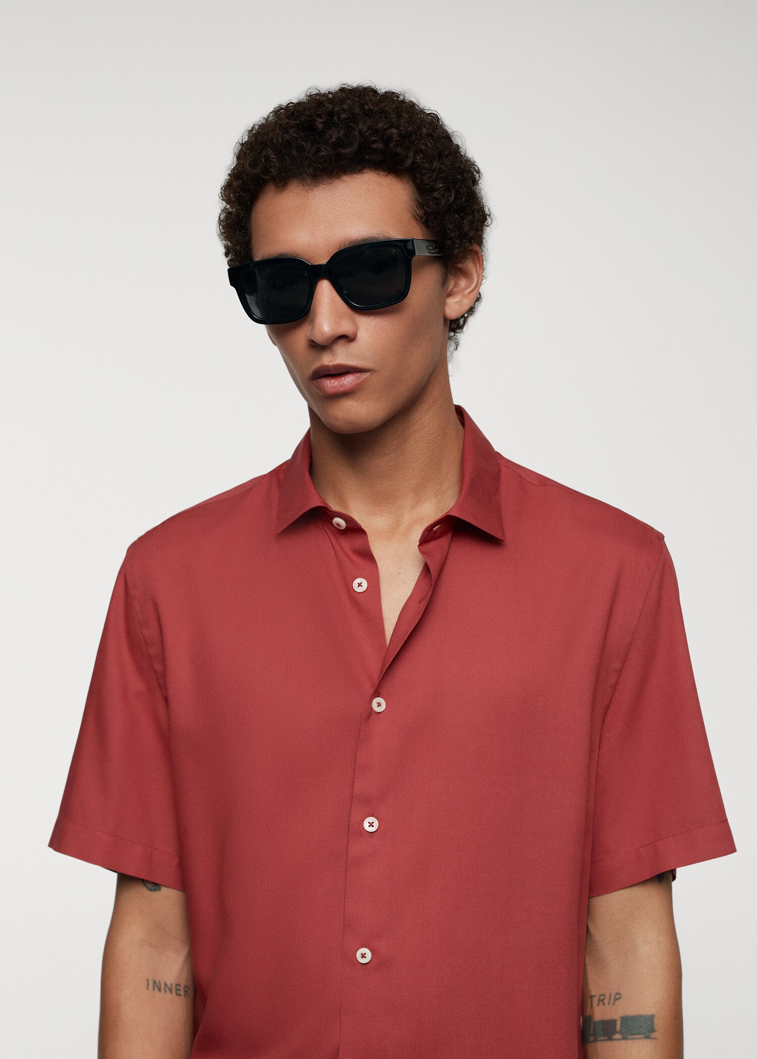 Camicia classic-fit maniche corte - Dettaglio dell'articolo 1