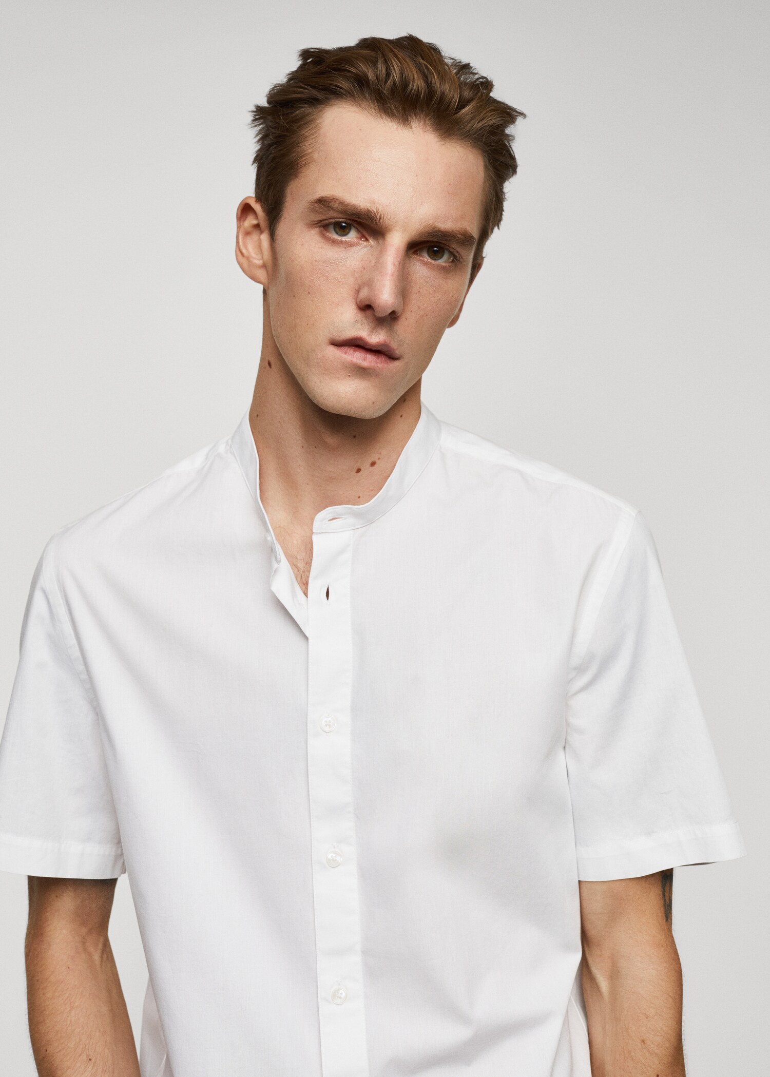 Classic-fit mandarin-collar shirt - Details of the article 1