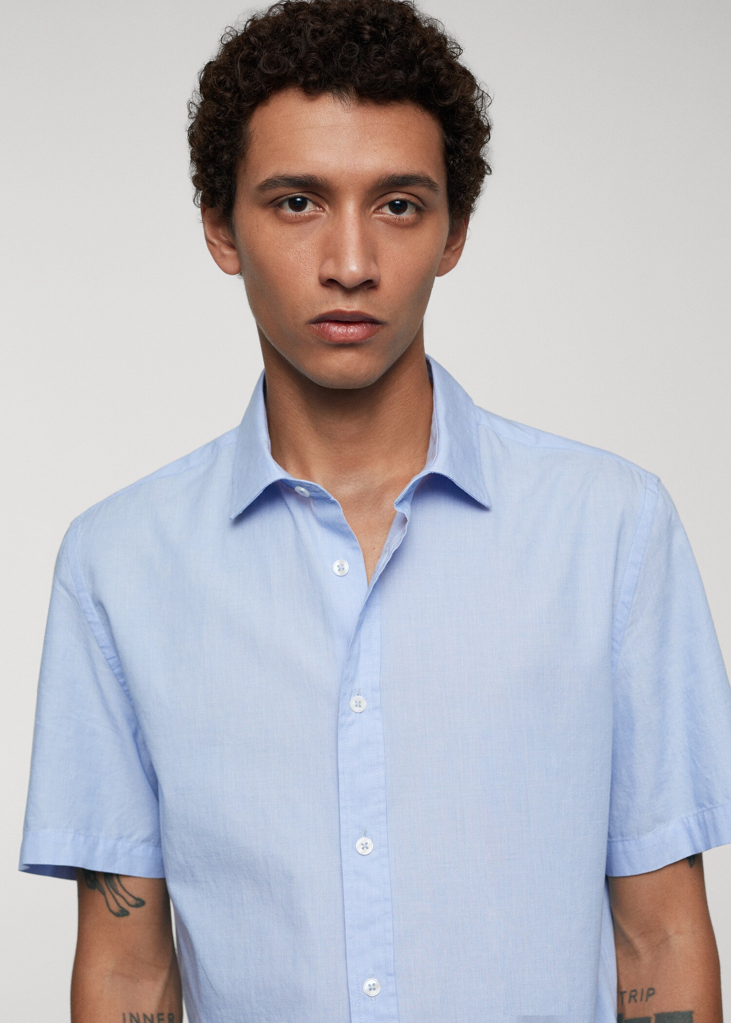 Camisa regular fit 100% algodón - Detalle del artículo 1