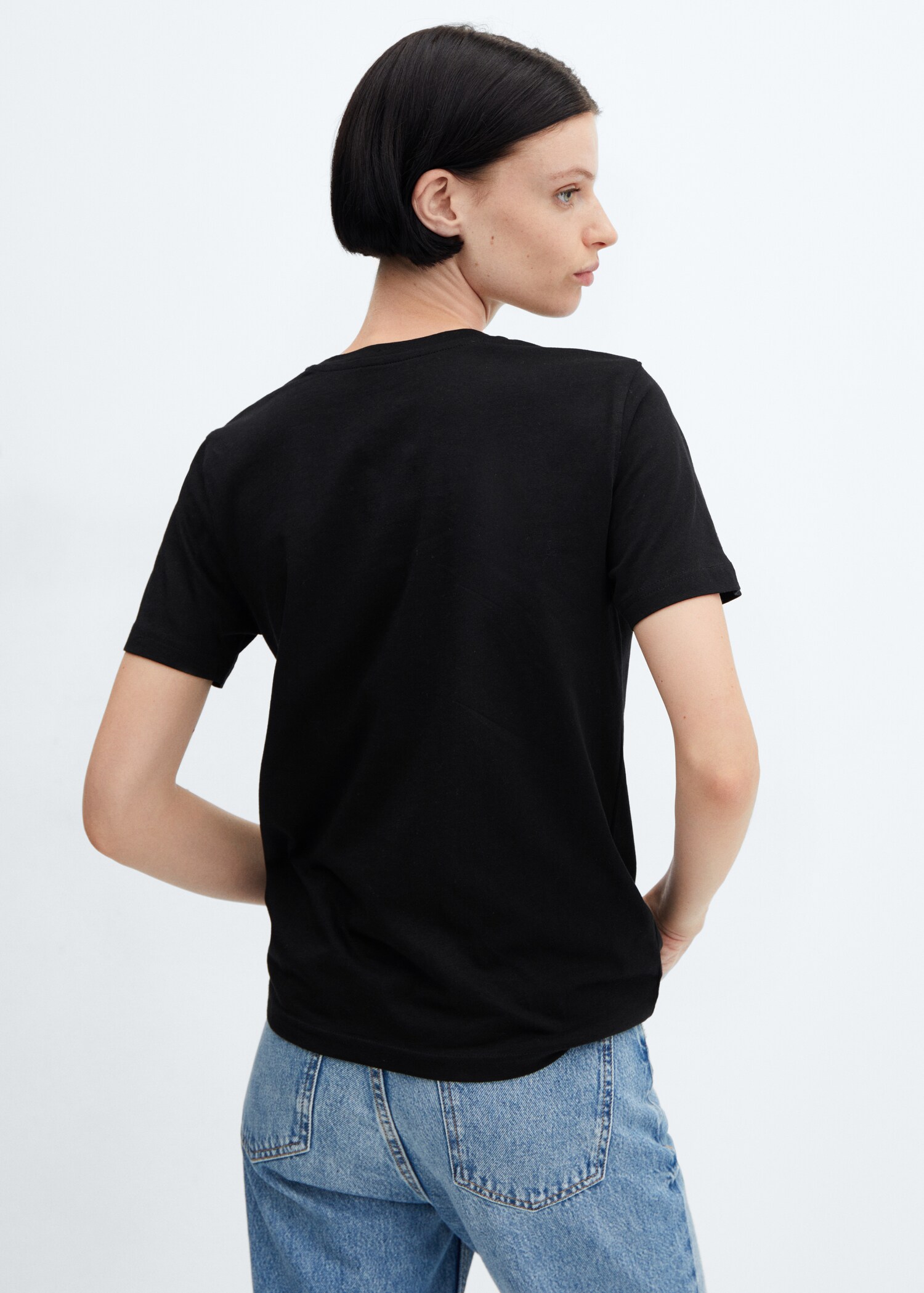 100% cotton t-shirt - Reverse of the article