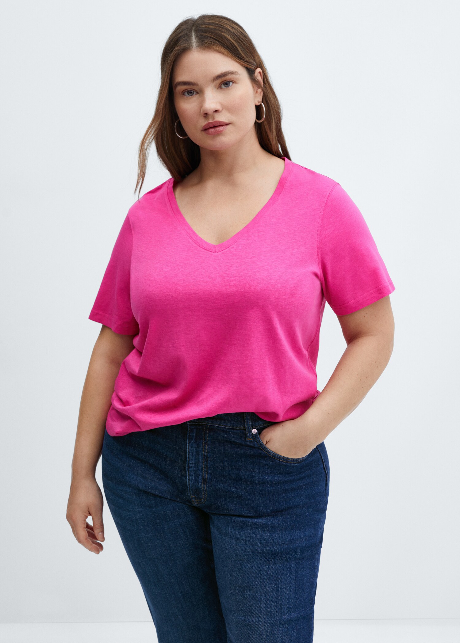 V-neck cotton T-shirt - Details of the article 5