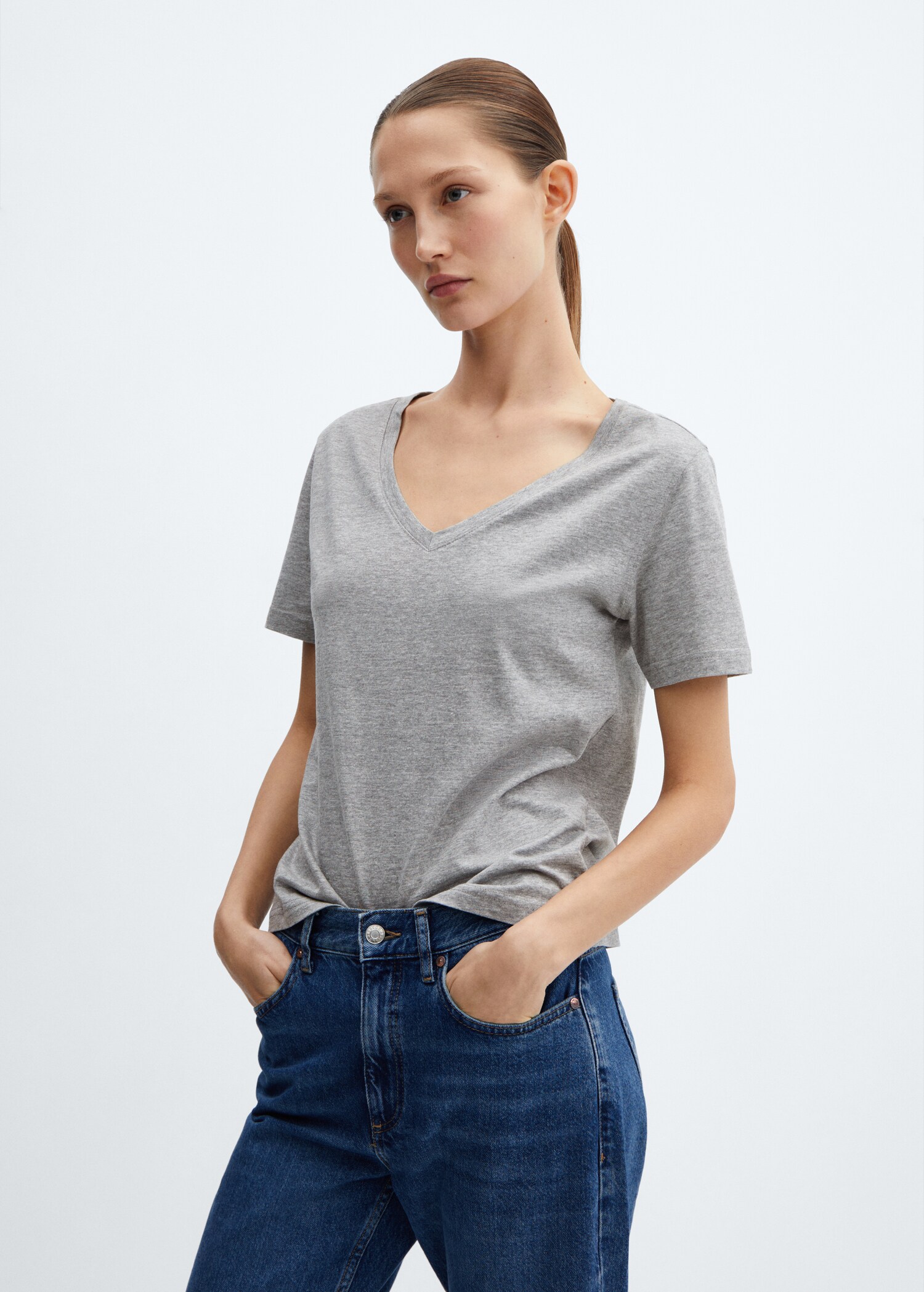 V-neck cotton T-shirt - Medium plane
