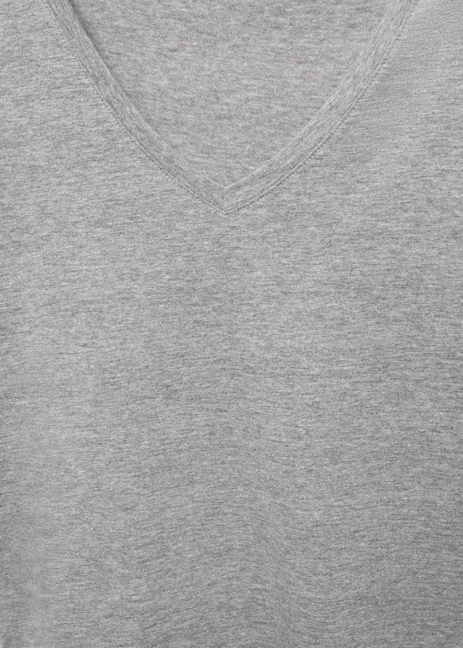 V-neck cotton T-shirt - Details of the article 8