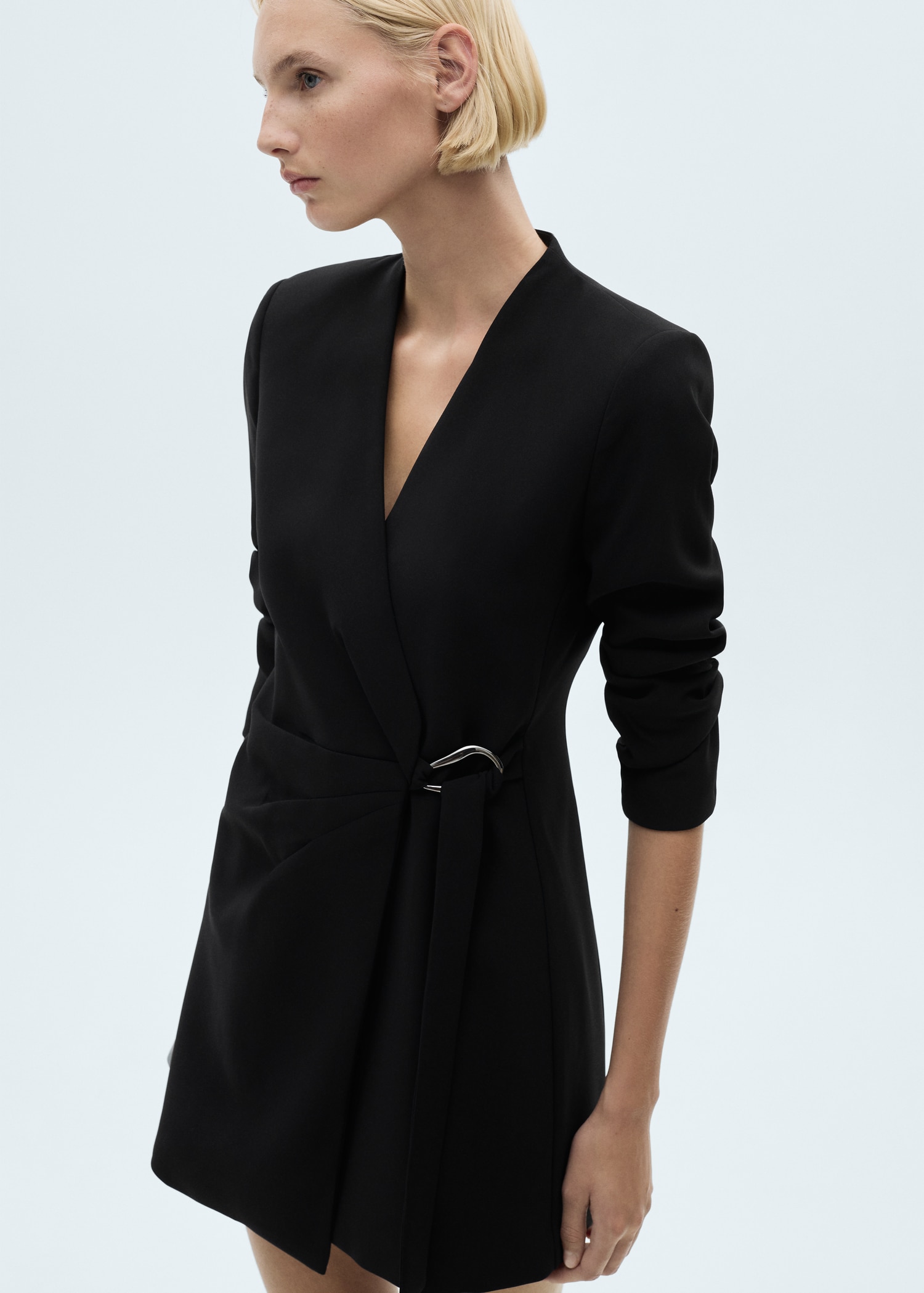Robes de soirée pour femme 2026 | MANGO OUTLET France métropolitaine