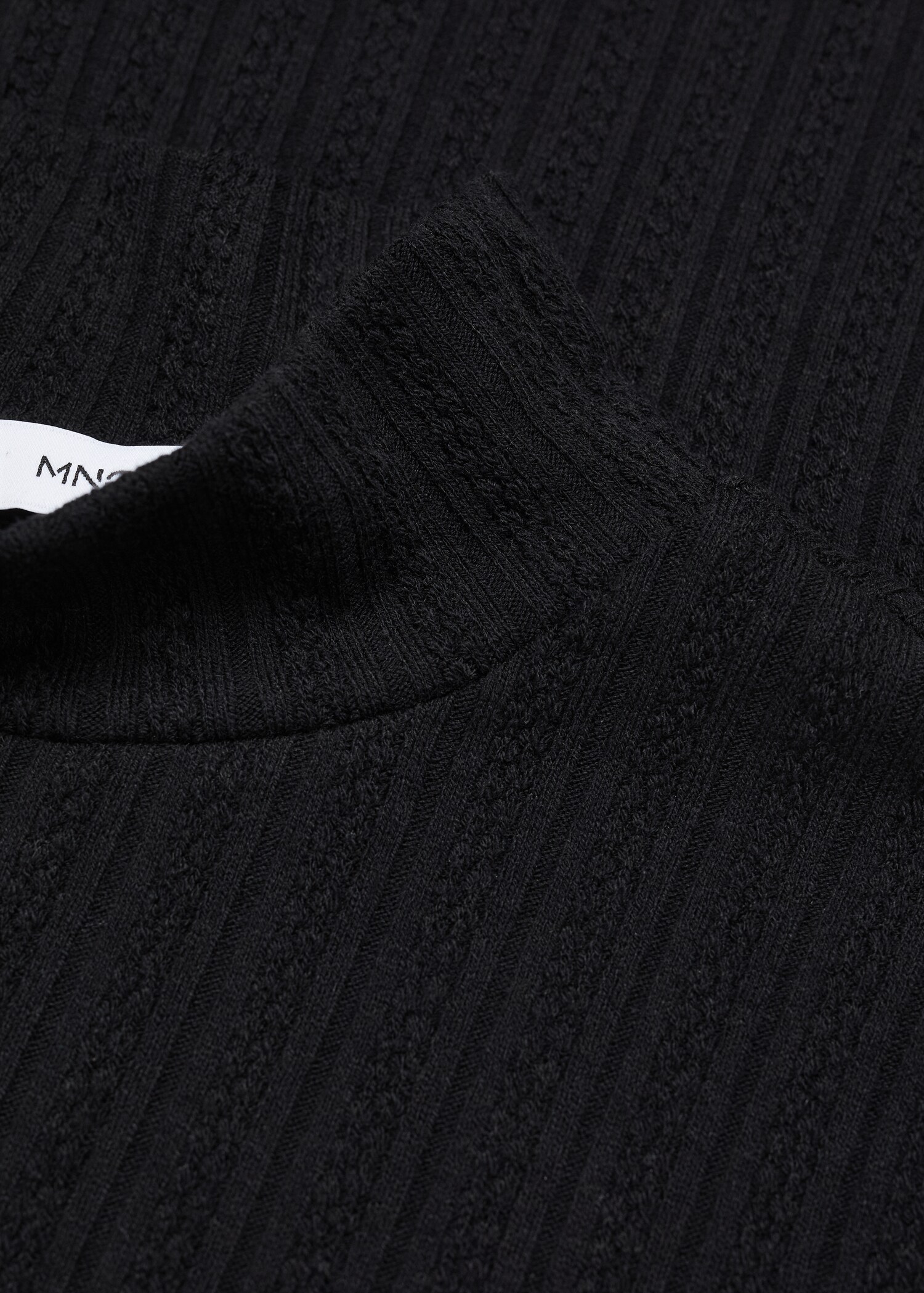 Textured knit t-shirt - Details of the article 8