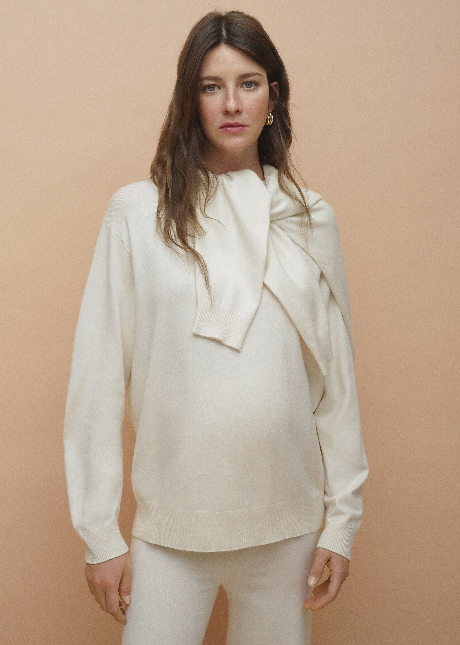 Round-neck knitted sweater - Details of the article 6