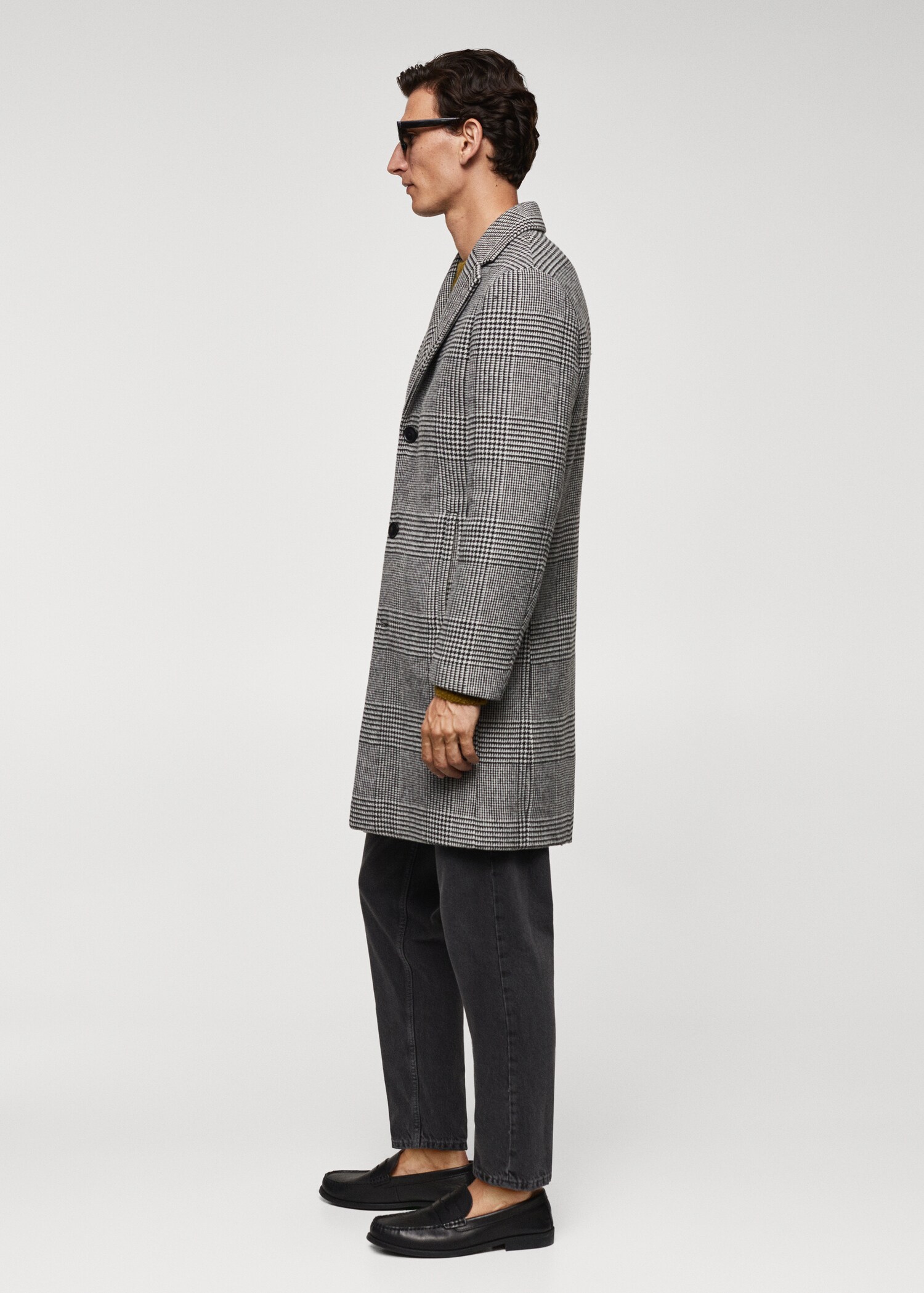 Prince of Wales checked wool coat - Details of the article 2