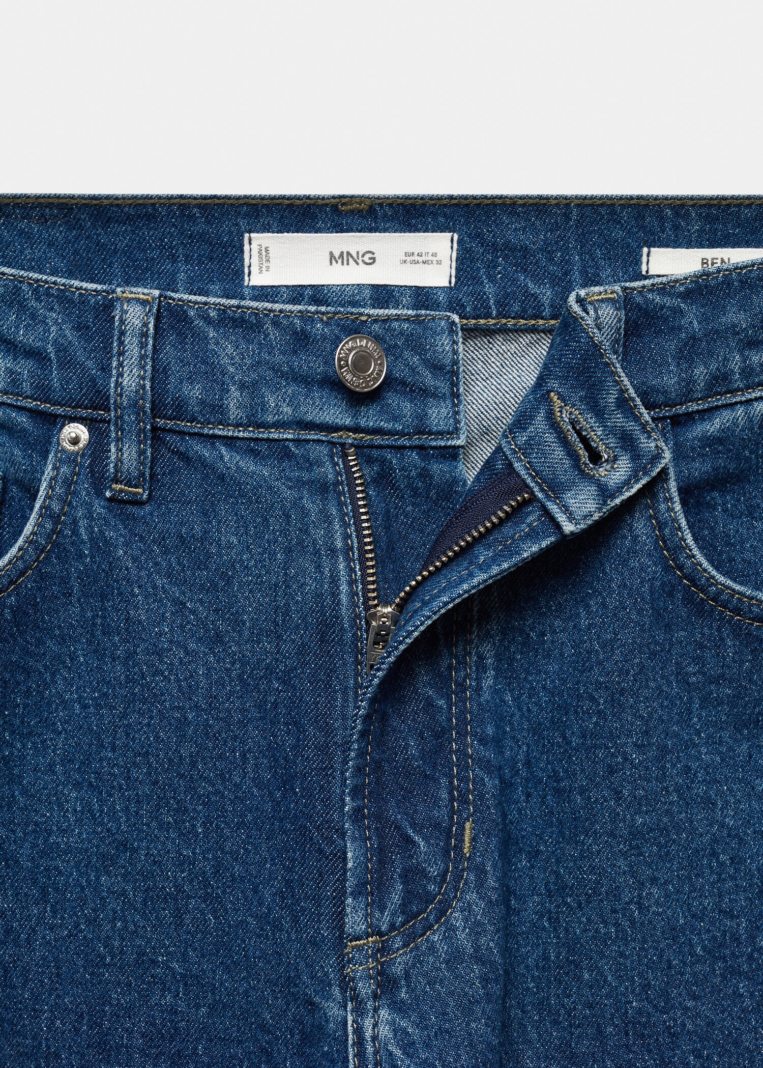 Tapered-fit jeans - Details of the article 8
