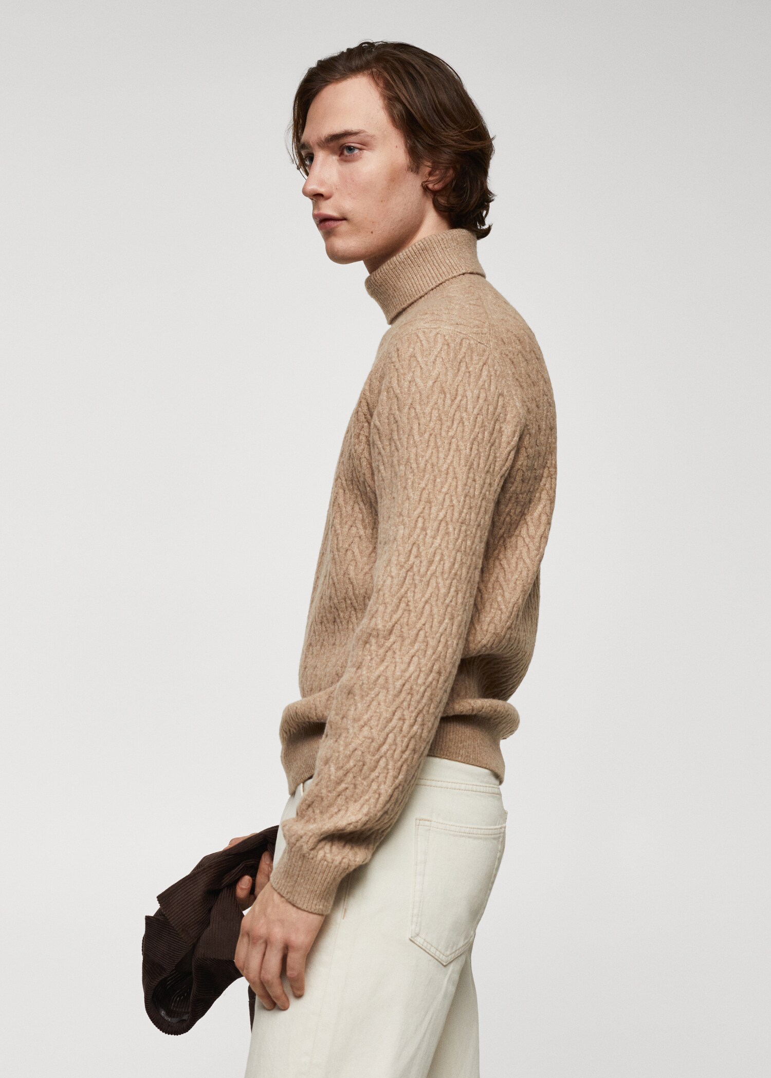 Rollkragenpullover mit Zopfmuster - Detail des Artikels 2