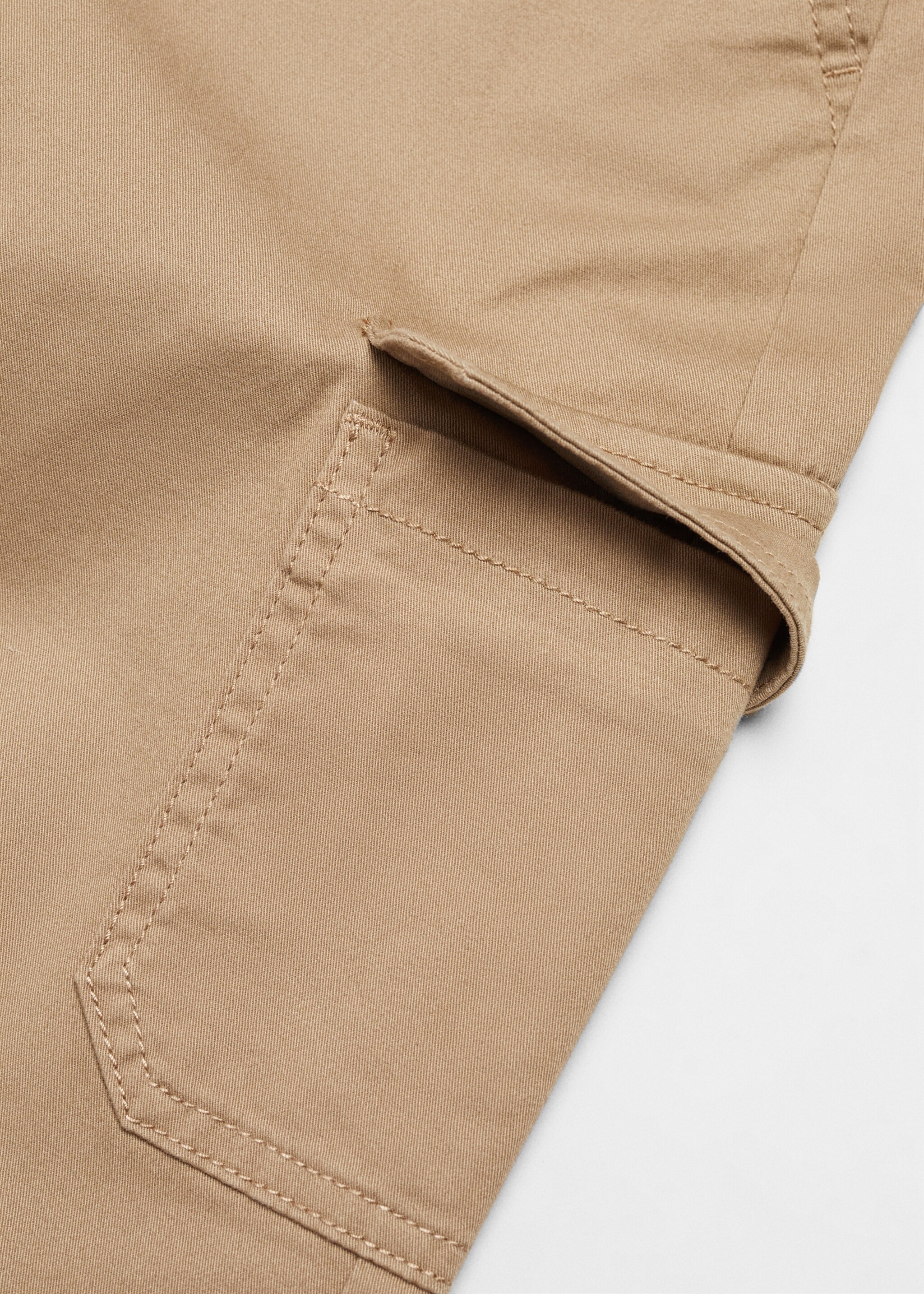 Cotton cargo pants - Details of the article 8, Tobacco Brown. Ref: 67010660-00.