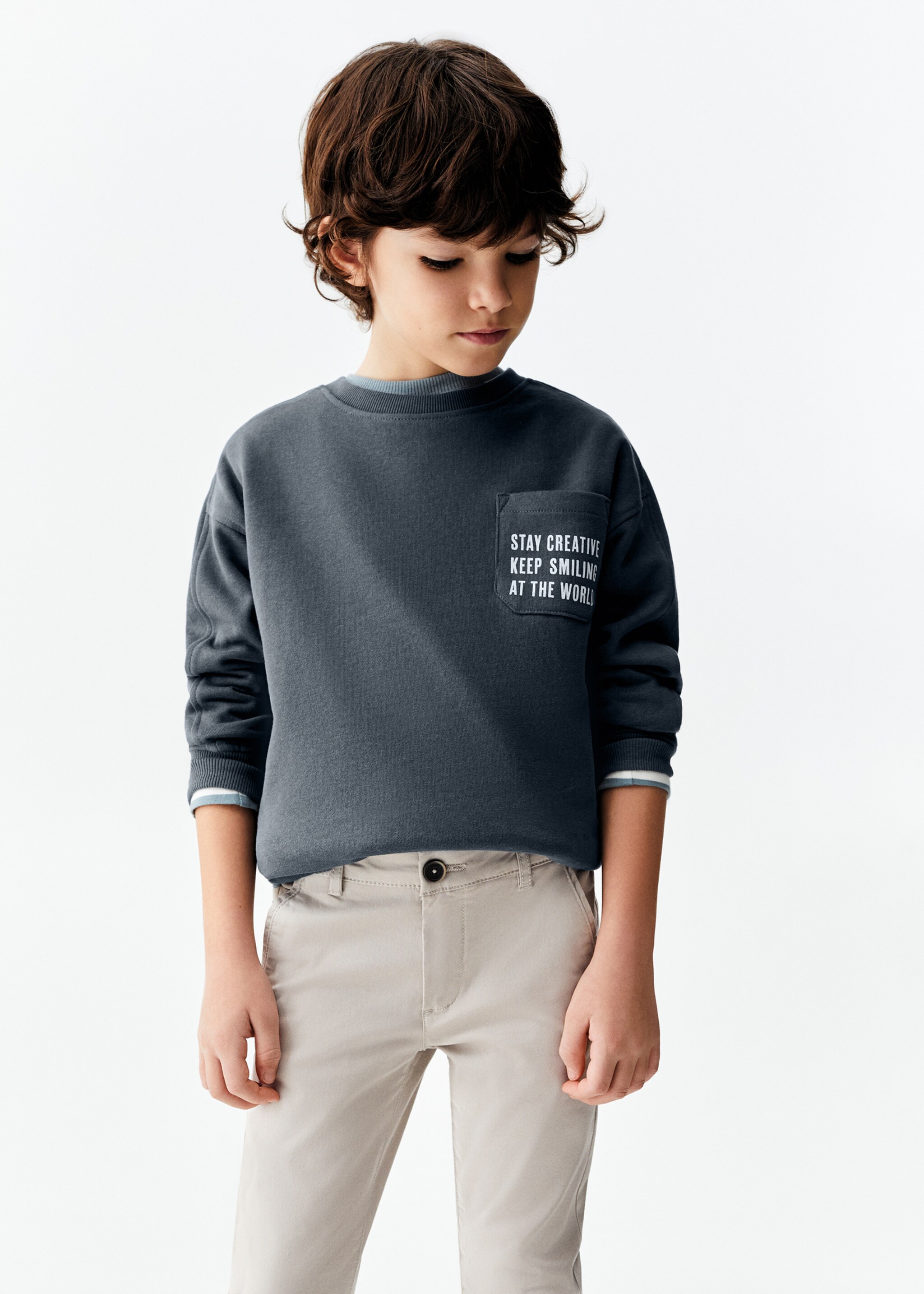 Cotton chinos - Medium plane, Ice Grey. Ref: 67010662-00.