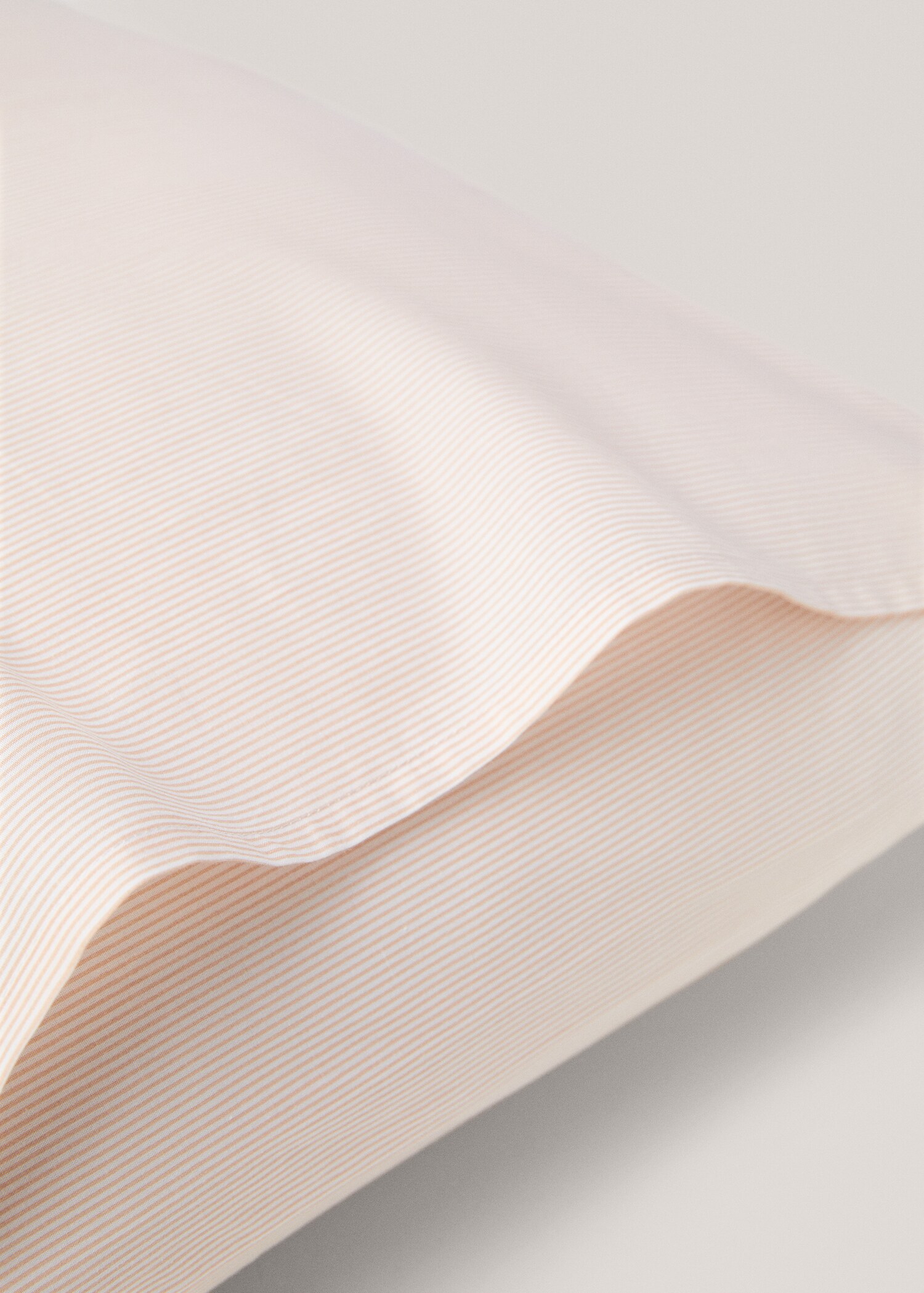 Vertical striped pillowcase 50x75cm - Details of the article 3