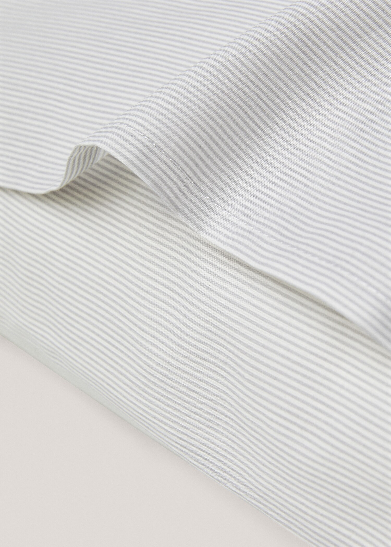 Vertical striped pillowcase 50x75cm - Details of the article 2