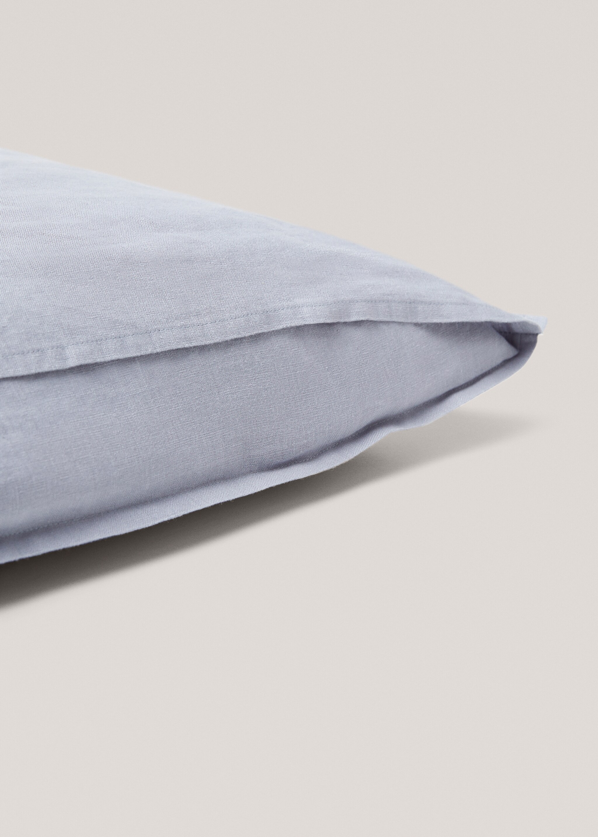 Linen pillowcase 50x75cm - Details of the article 3, Indigo Blue. Ref: 67014061-00.