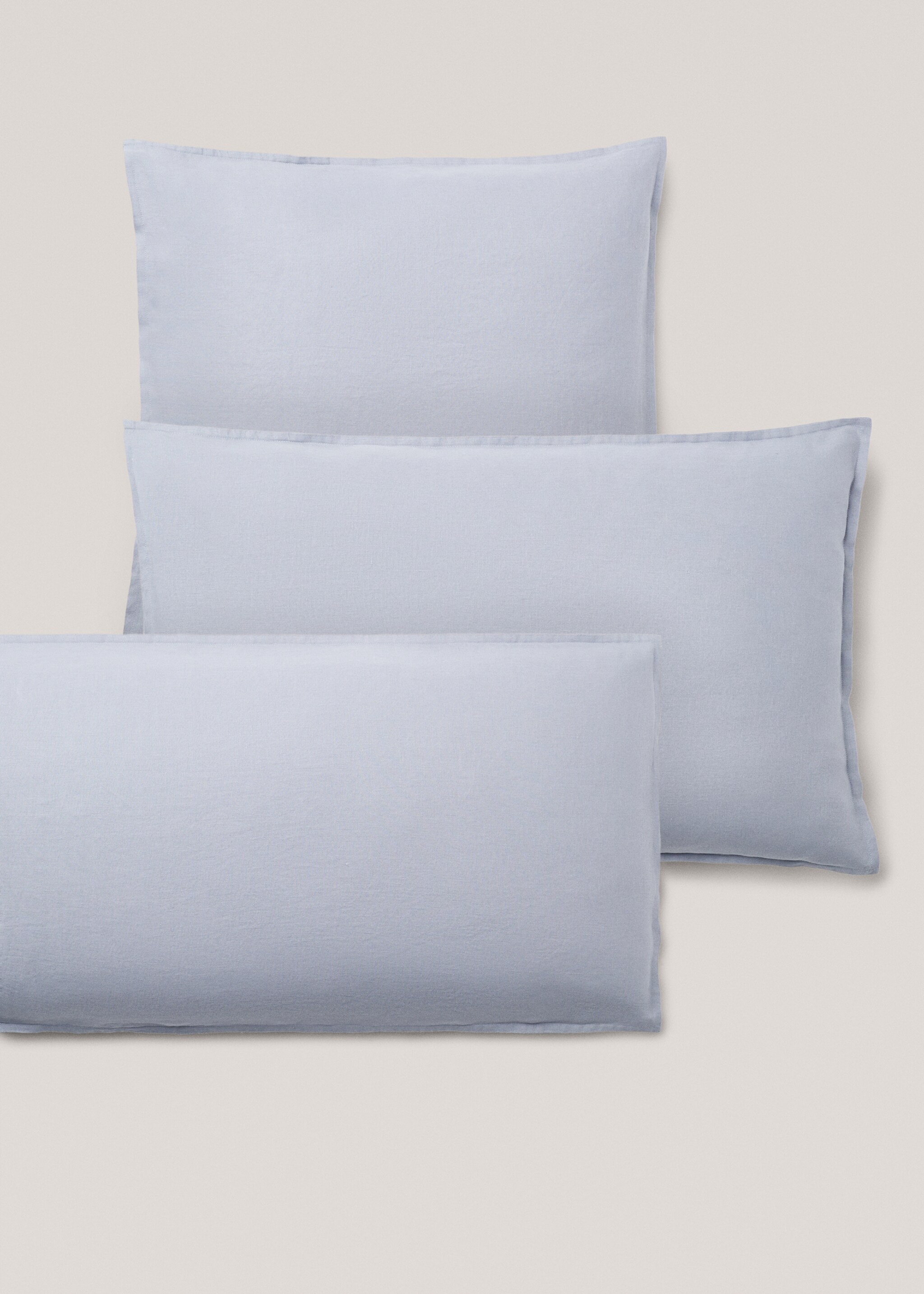 Linen pillowcase 50x75cm - Details of the article 5, Indigo Blue. Ref: 67014061-00.