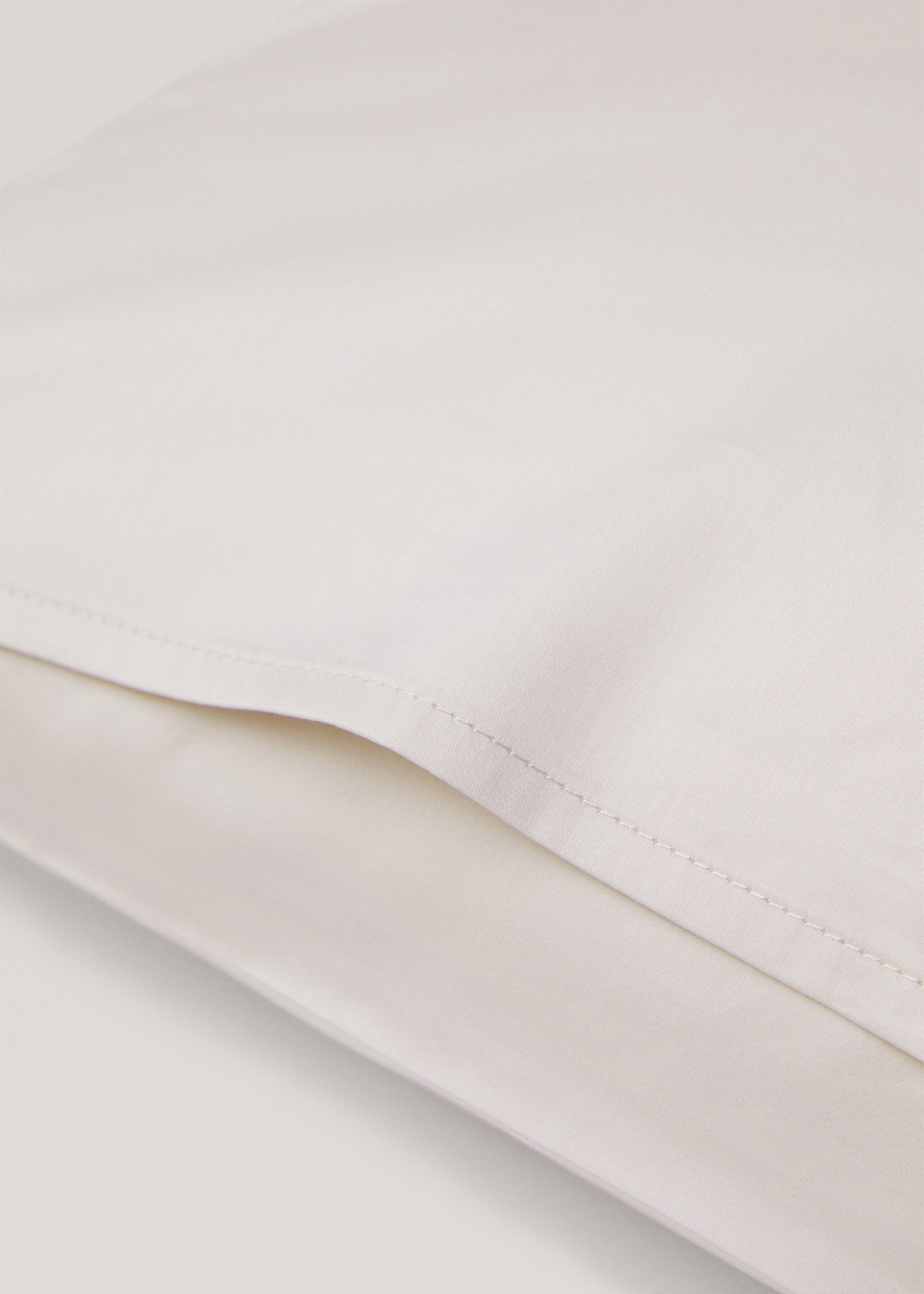 Satin cushion cover 60x60cm - Details of the article 2, Beige. Ref: 67014065-00.