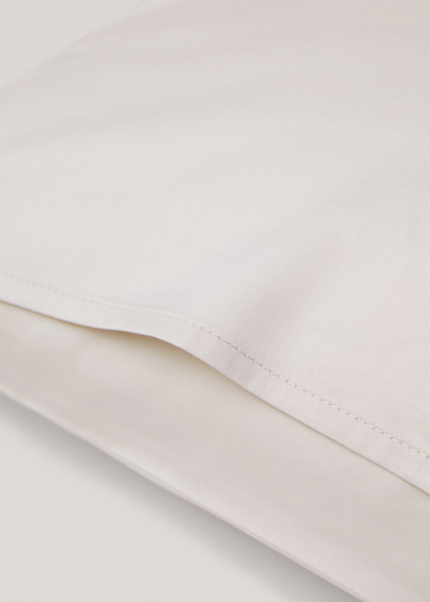 Satin cushion cover 60x60cm - Details of the article 2