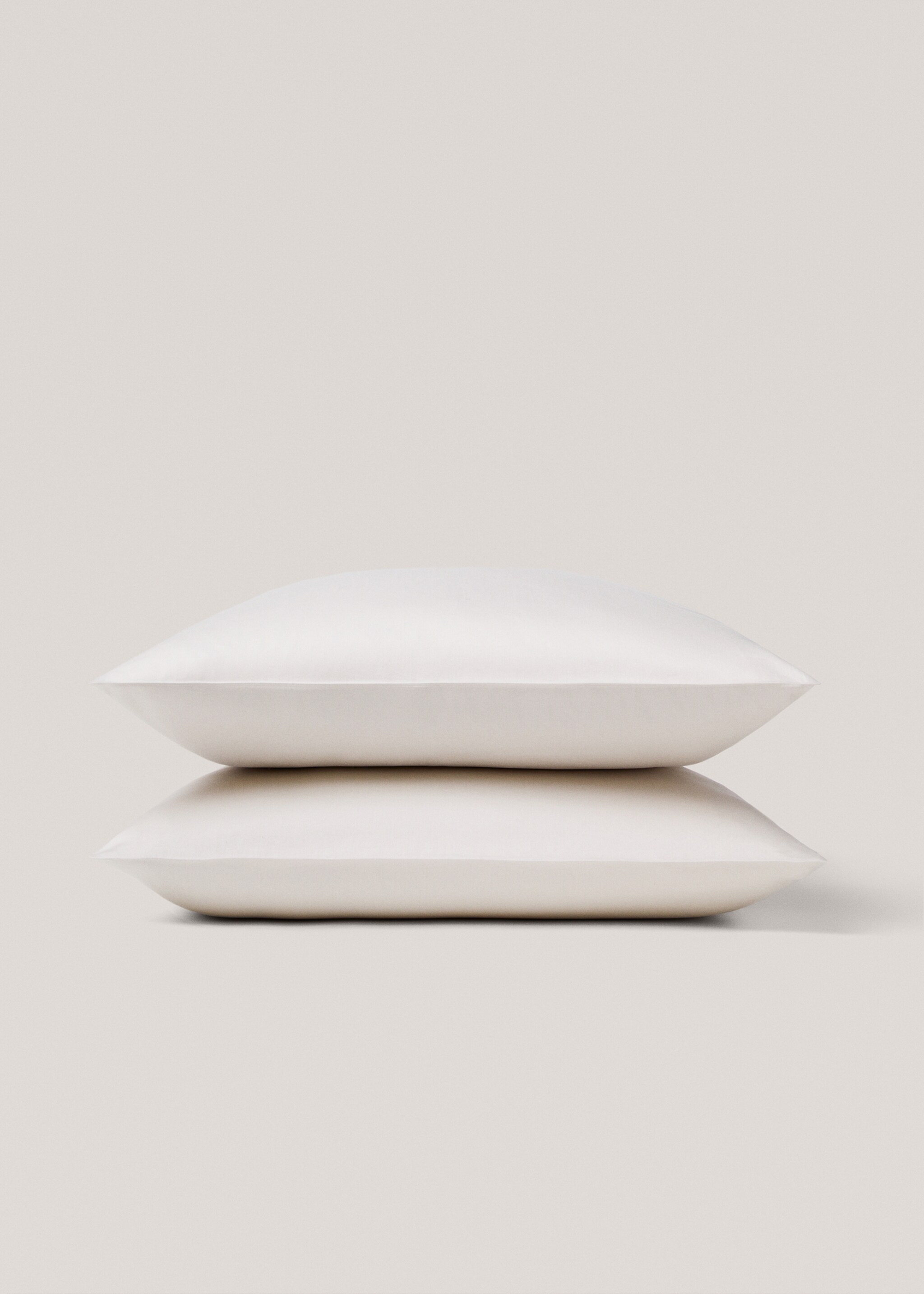 Satin cushion cover 60x60cm - Details of the article 3, Beige. Ref: 67014065-00.