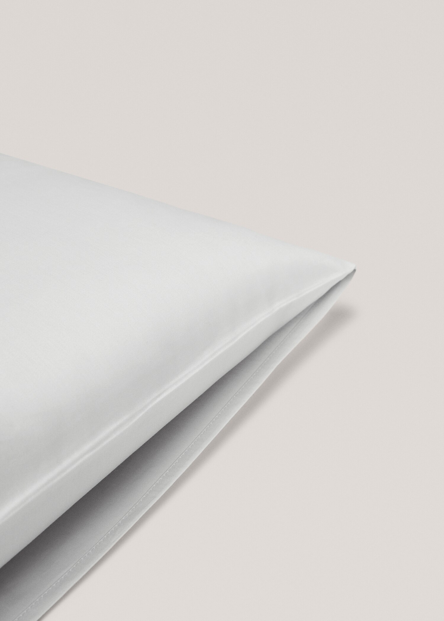 Satin cushion cover 60x60cm - Details of the article 1