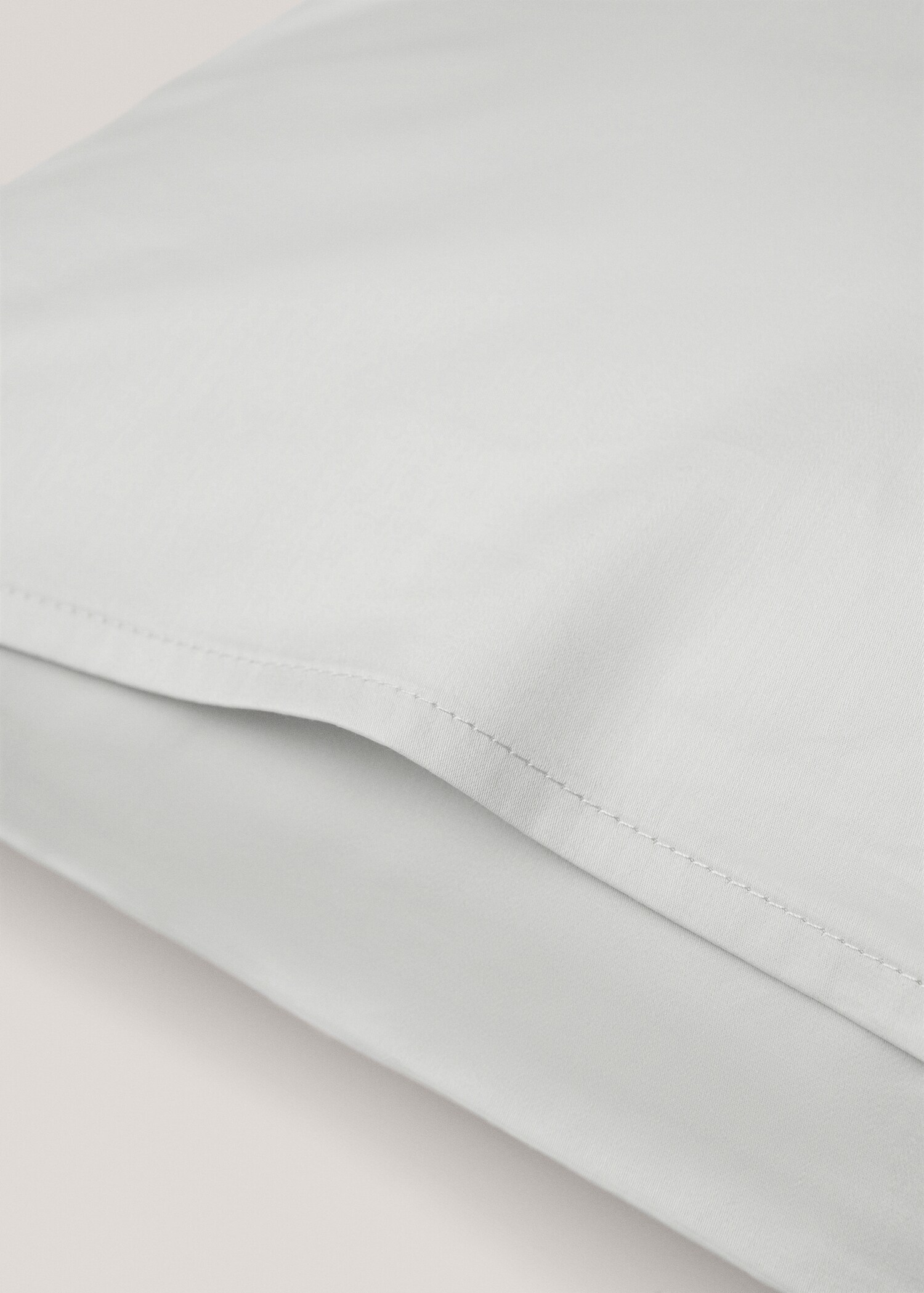 Satin cushion cover 60x60cm - Details of the article 2