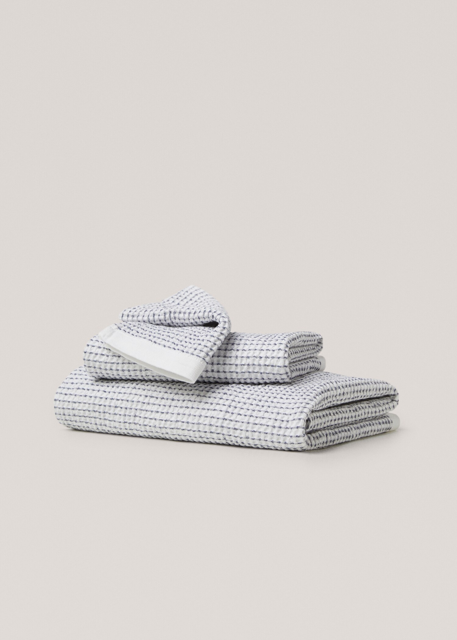 Striped-texture face towel 30x50cm - Article without model