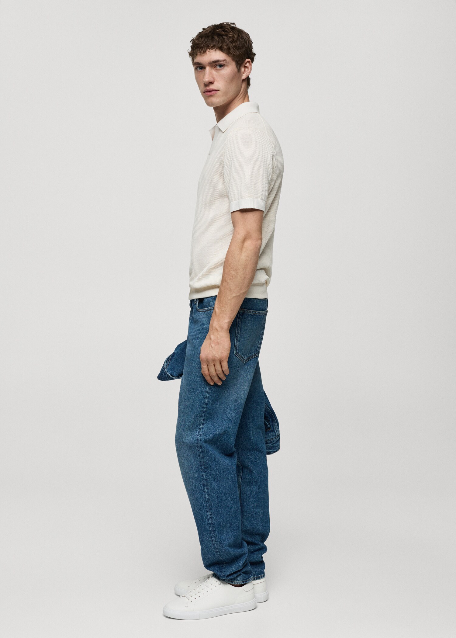 Jeans straight fit lavado medio - Detalle del artículo 2