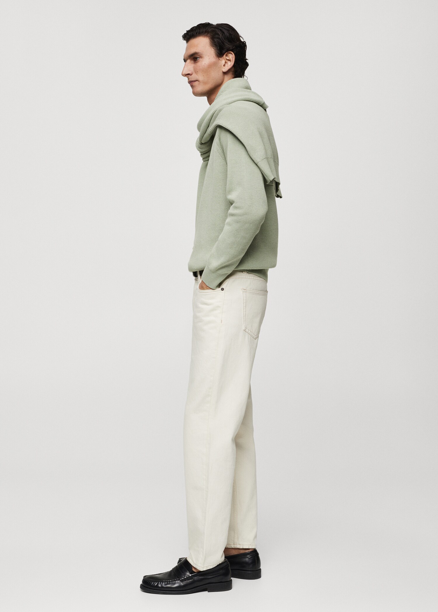 Ribbed round-neck sweater - Details of the article 2