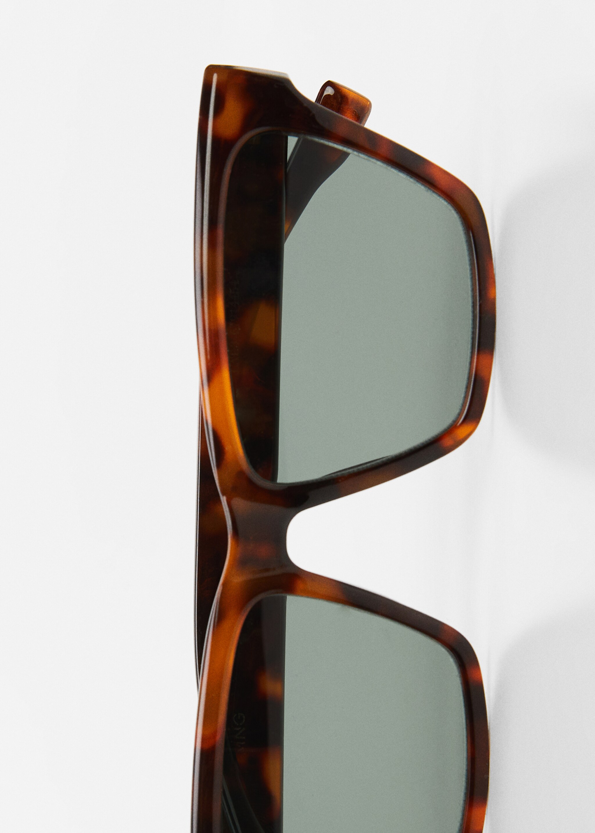 Sonnenbrille mit Azetatfassung - Detail des Artikels 2