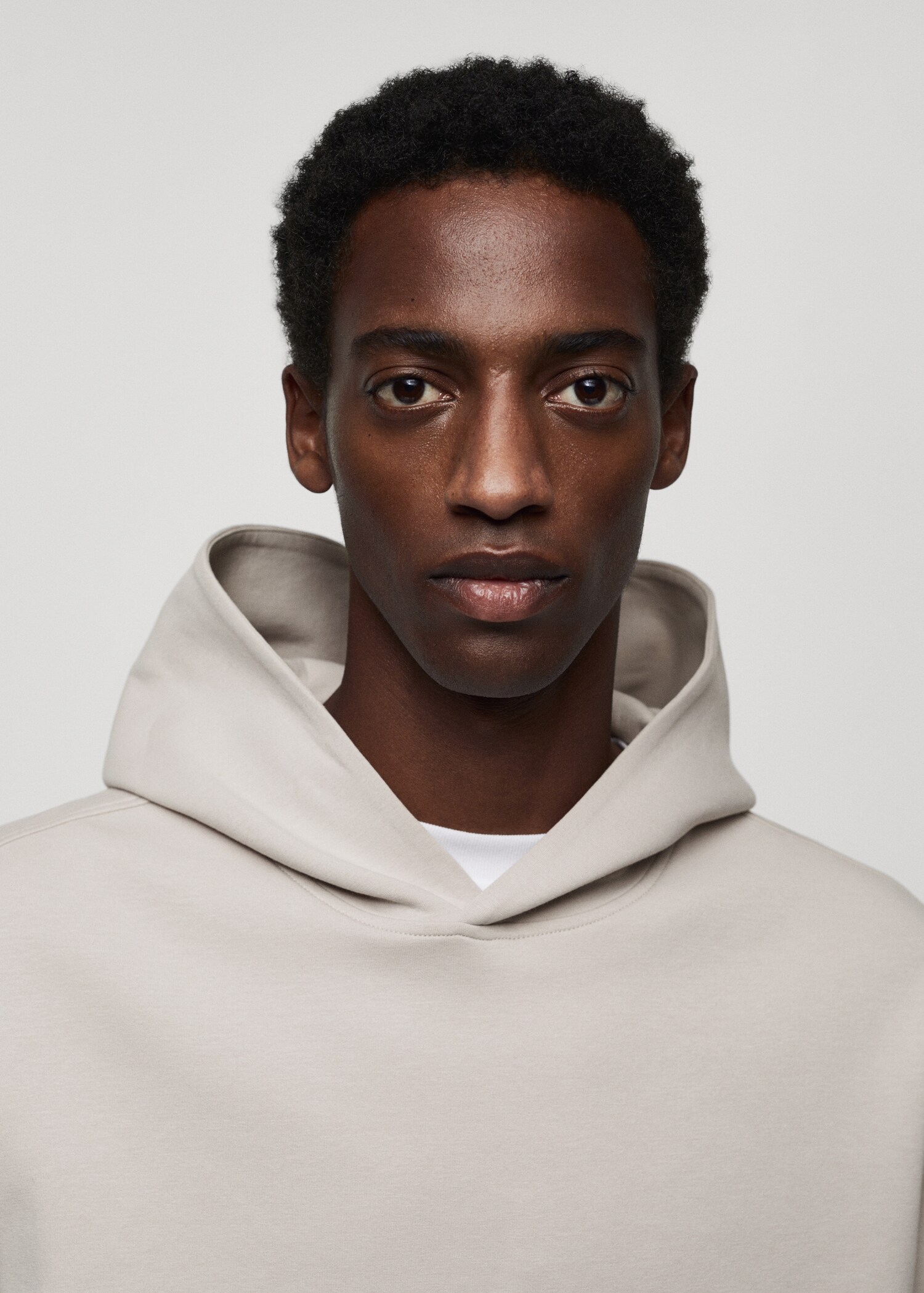 Kurzarm-Sweatshirt mit Kapuze - Detail des Artikels 1